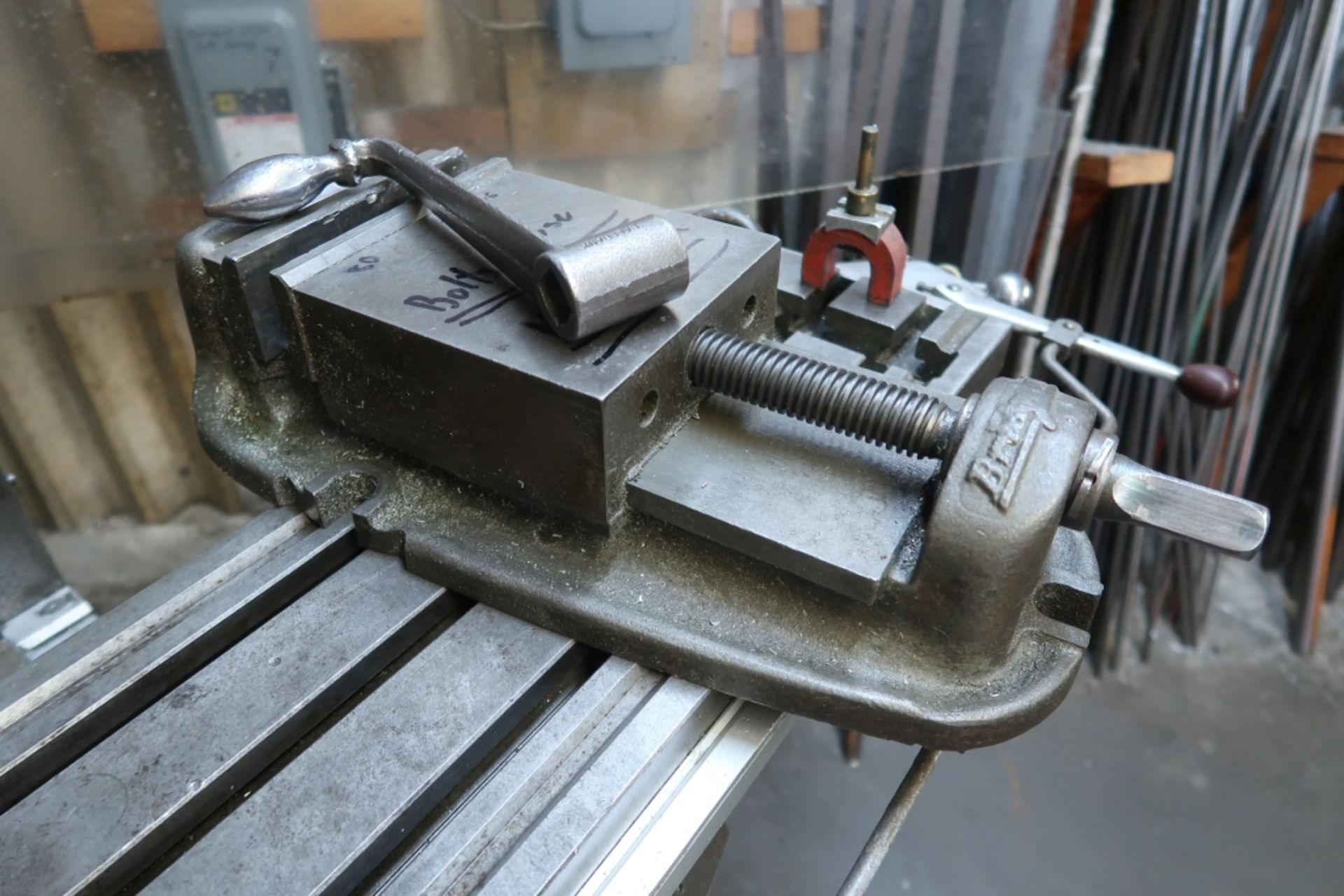 BRIDGEPORT 6'' PRECISION VISE *LOCATED AT 1515 PALERME ST., BROSSARD QC*