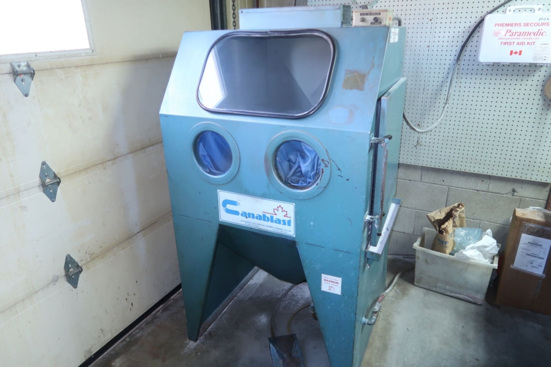 CANABLAST SANDBLAST CABINET MOD: E-CAB.DB.13, SN: MS20B1.1470, 575V 3PH *LOCATED AT 1515 PALERME