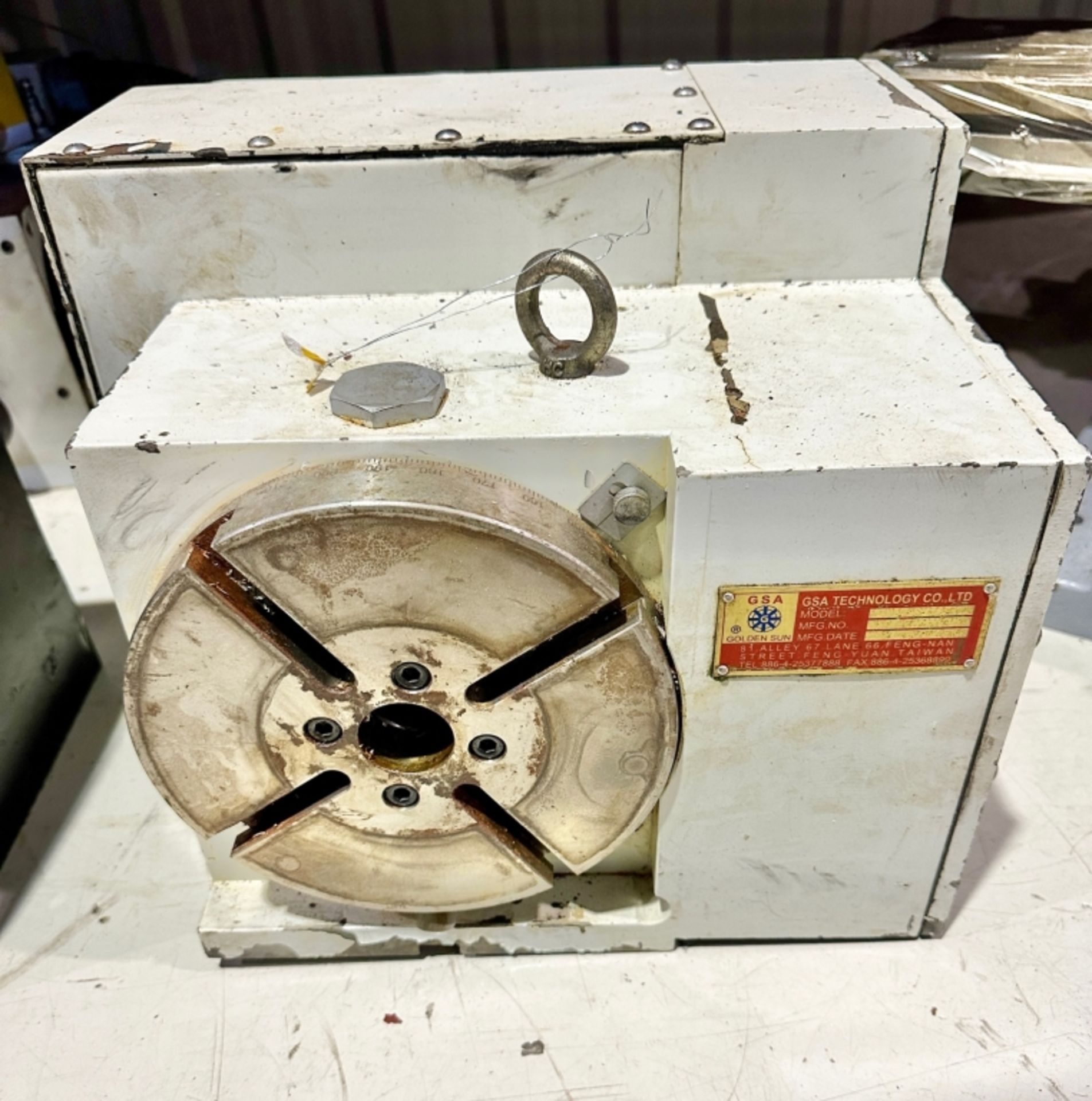 GSA 4TH AXIS ROTARY TABLE * LOCATED IN MONTREAL QC *