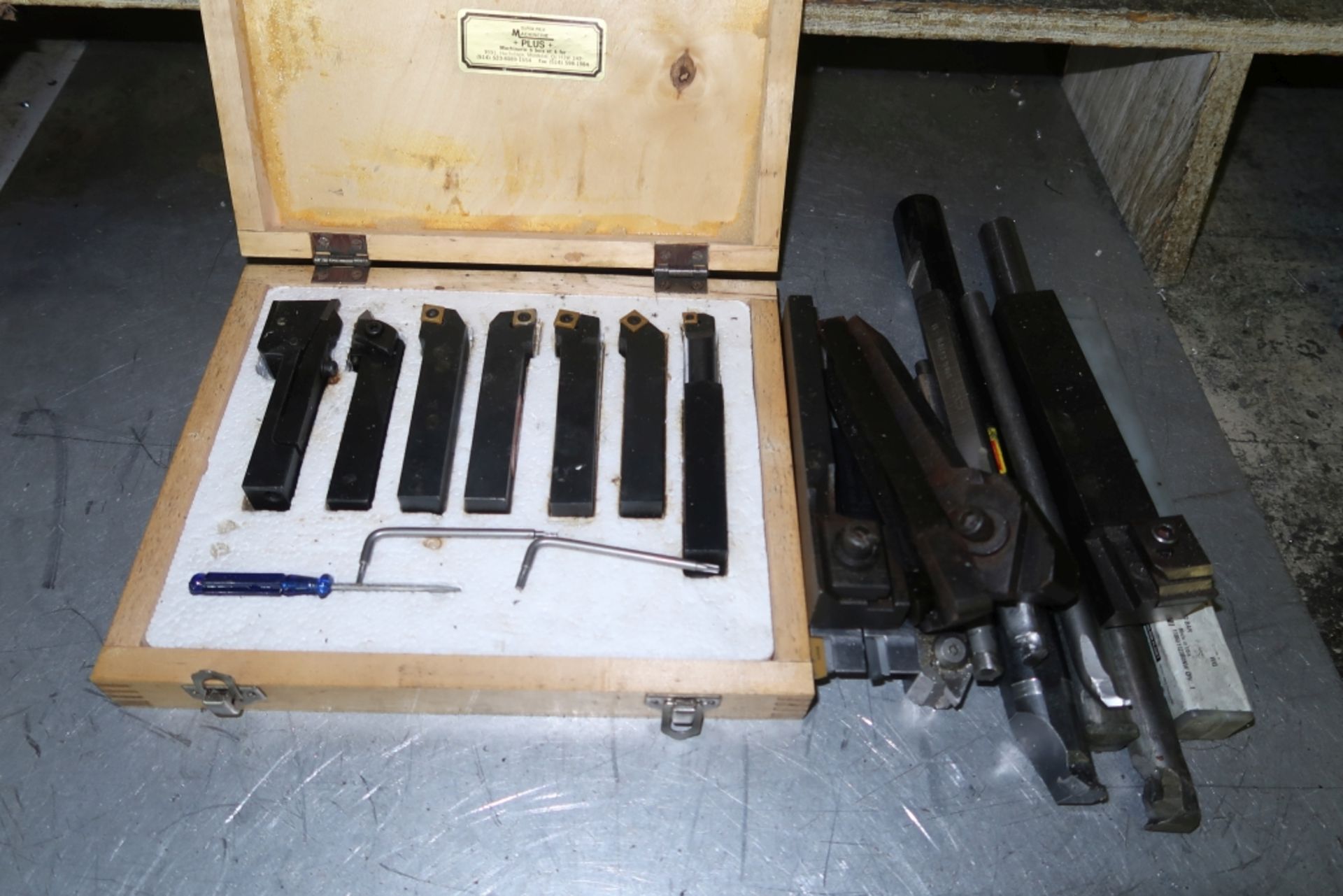 LOT OF CUTTER HOLDERS *LOCATED AT 1515 PALERME ST., BROSSARD QC*