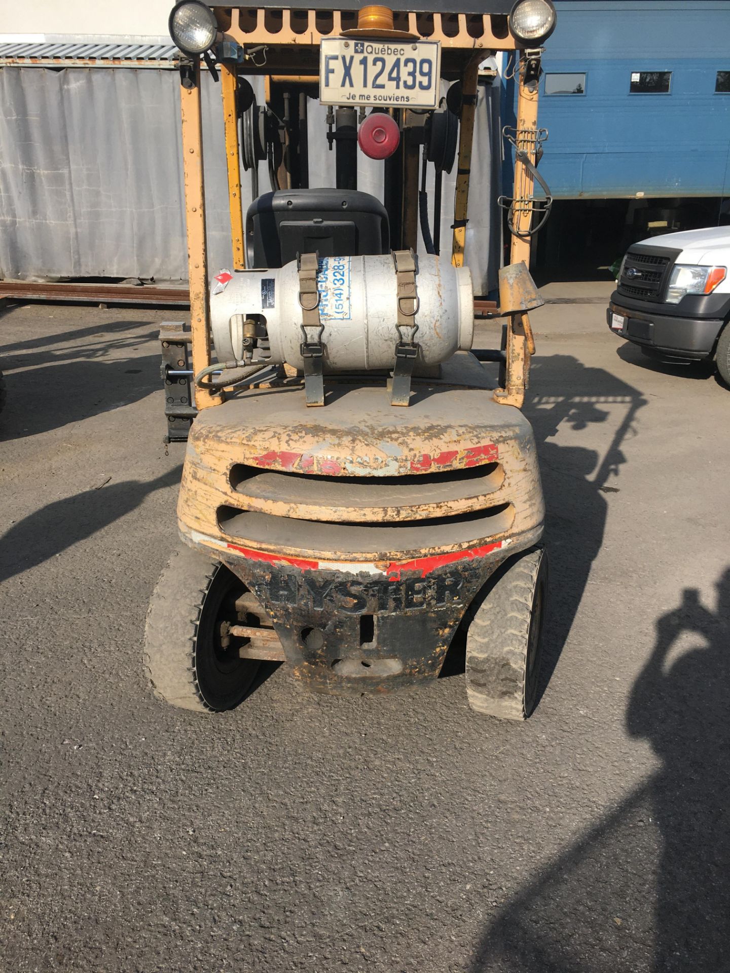 HYSTER H60H PROPANE FORKLIFT, 6000 LBS CAP., SIDE SHIFT - Image 4 of 6