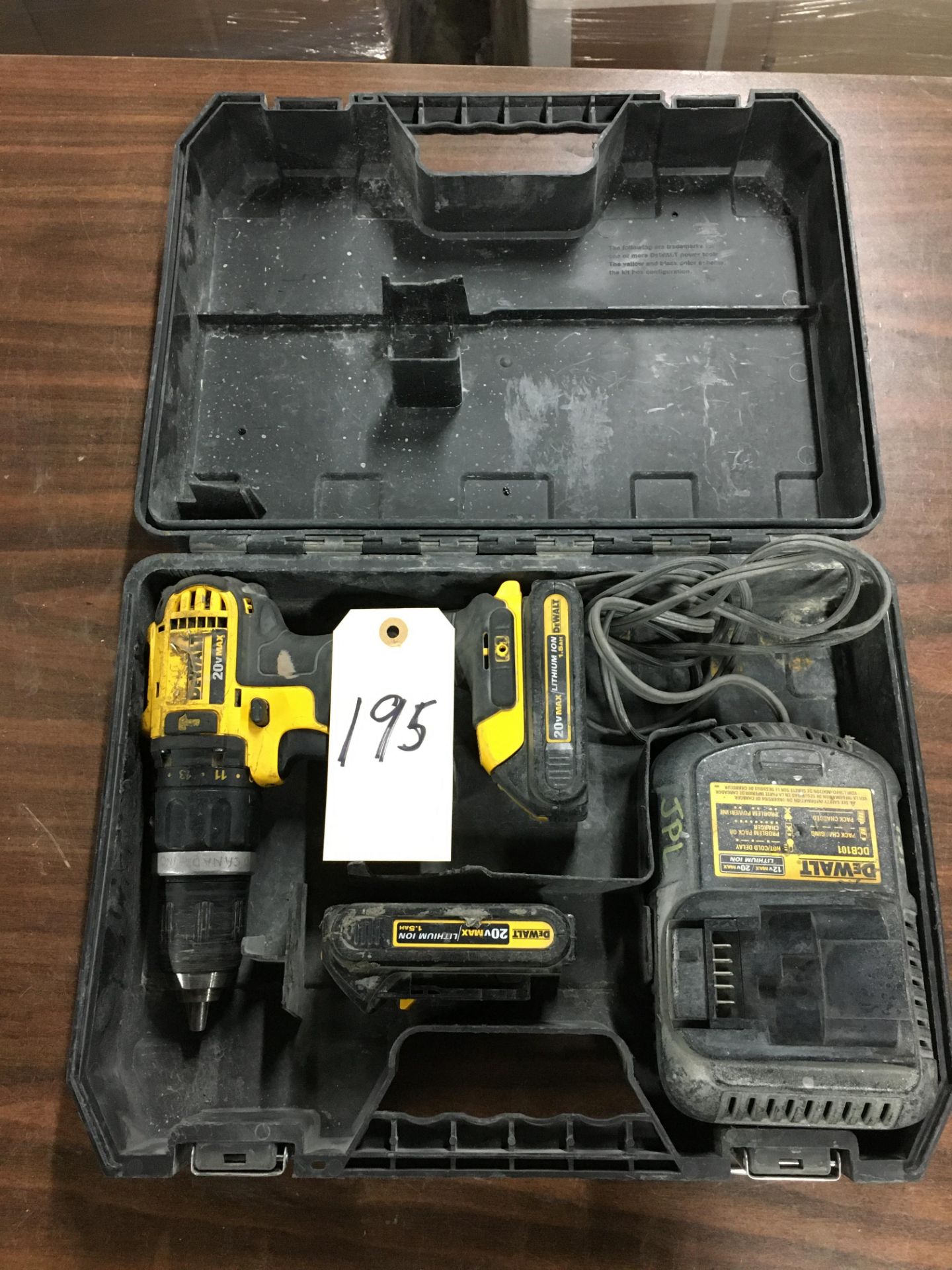 Dewalt DCD785 20V MAX Cordless Compact Hammer Drill/Driver Kit with (2) 1.5Ah Batteries, Charger and