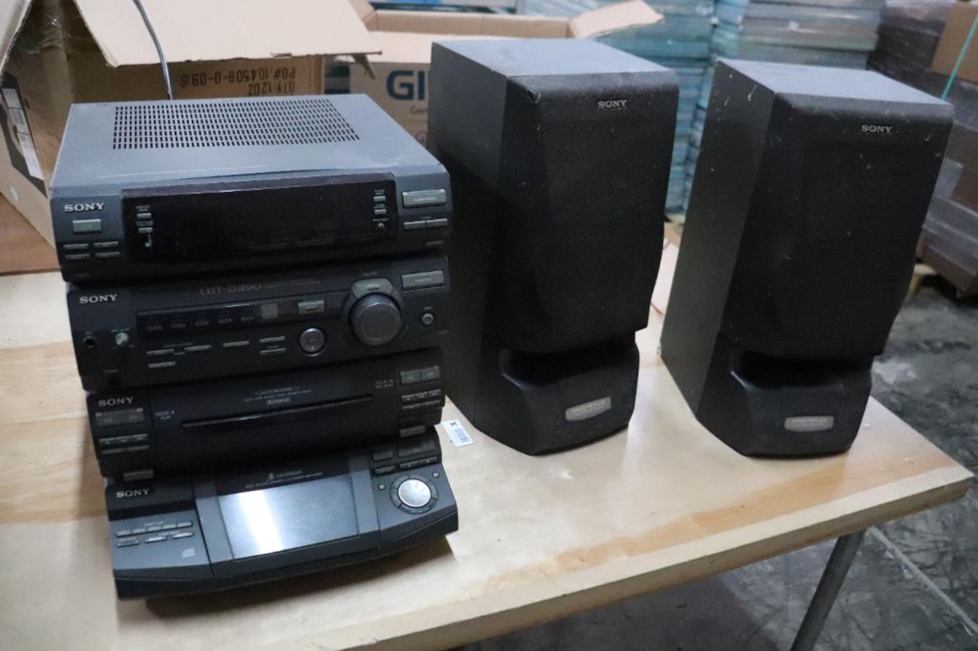 Sony stereo system - Image 2 of 6