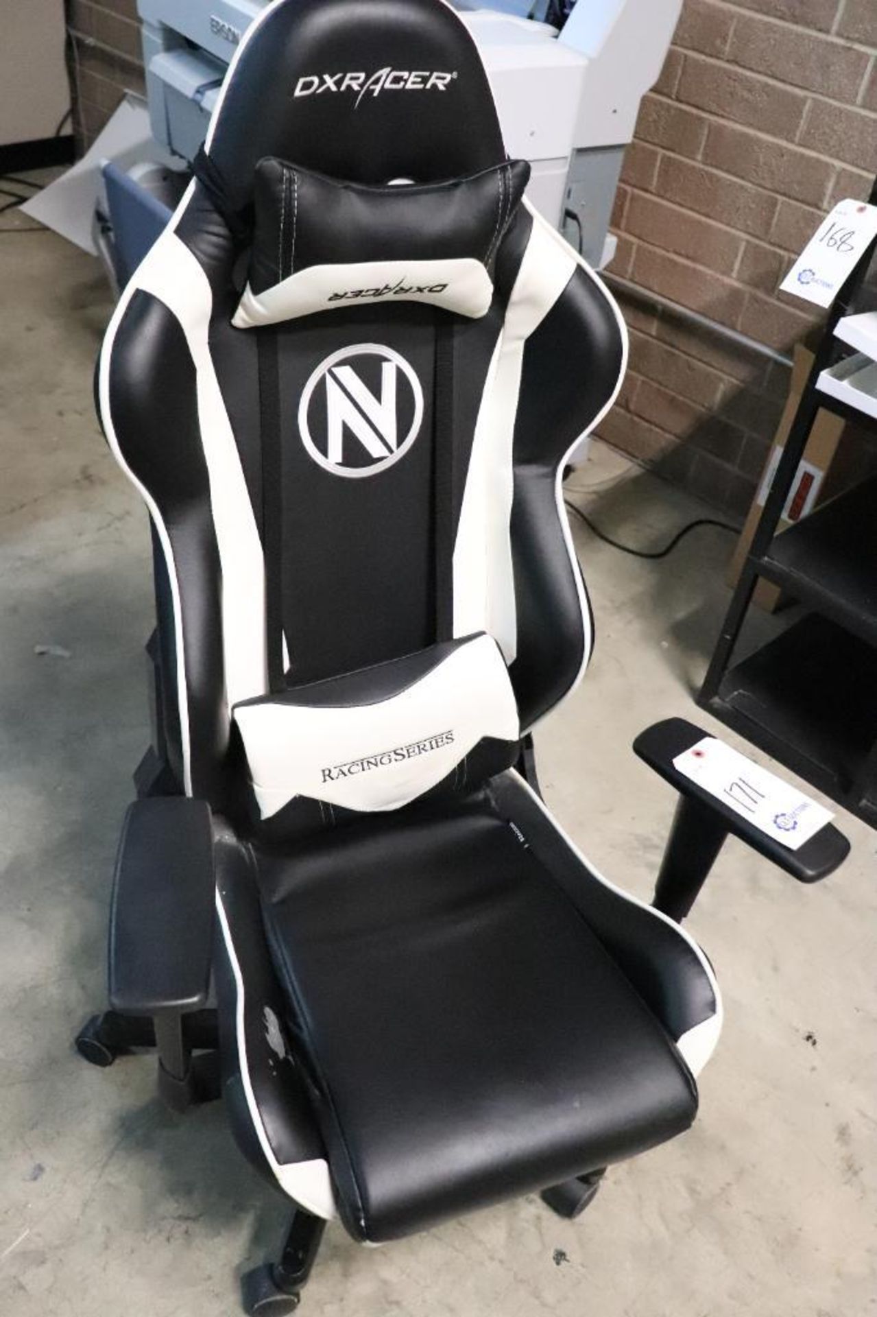 Gaming chair