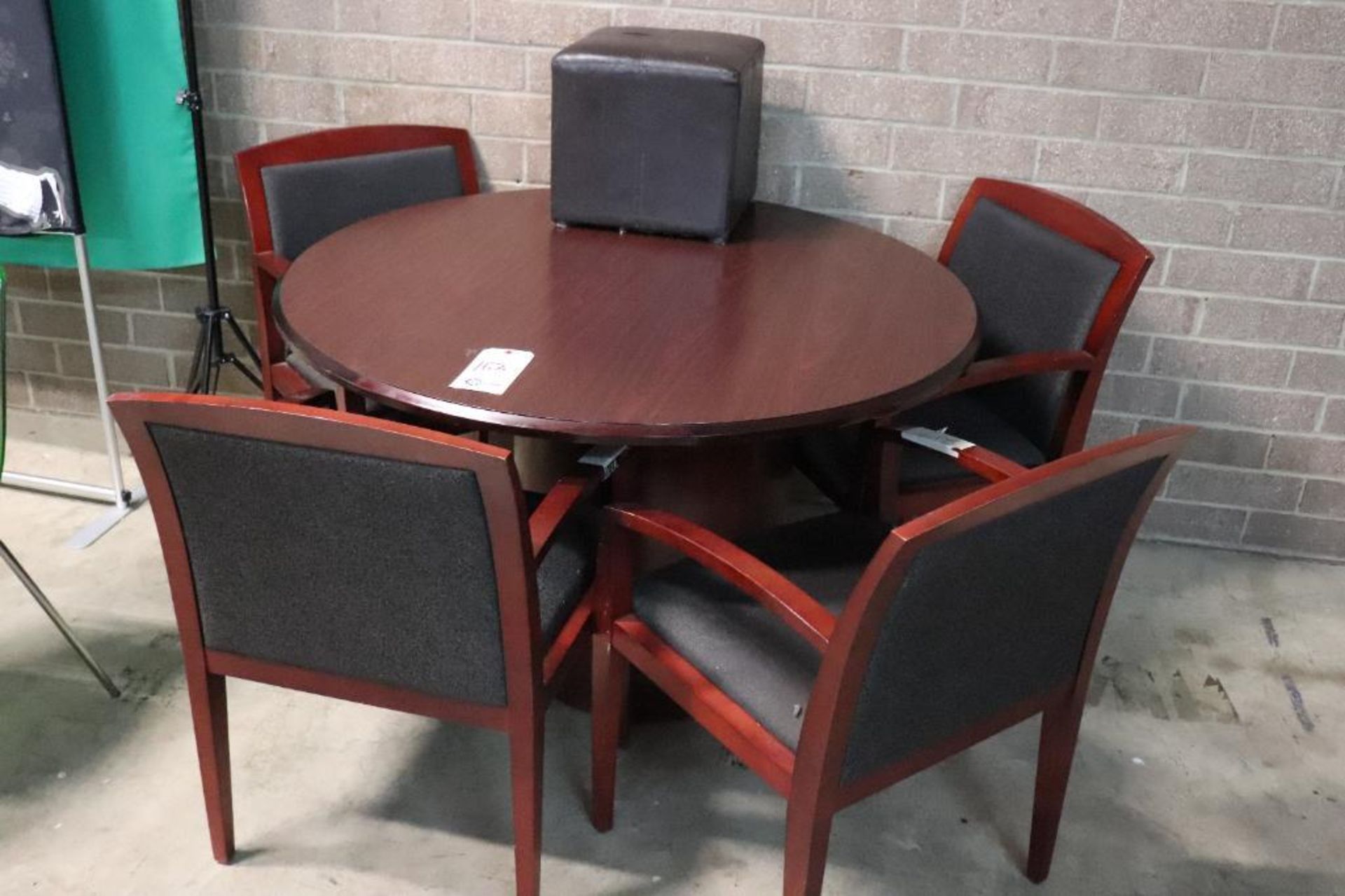 Table & chairs