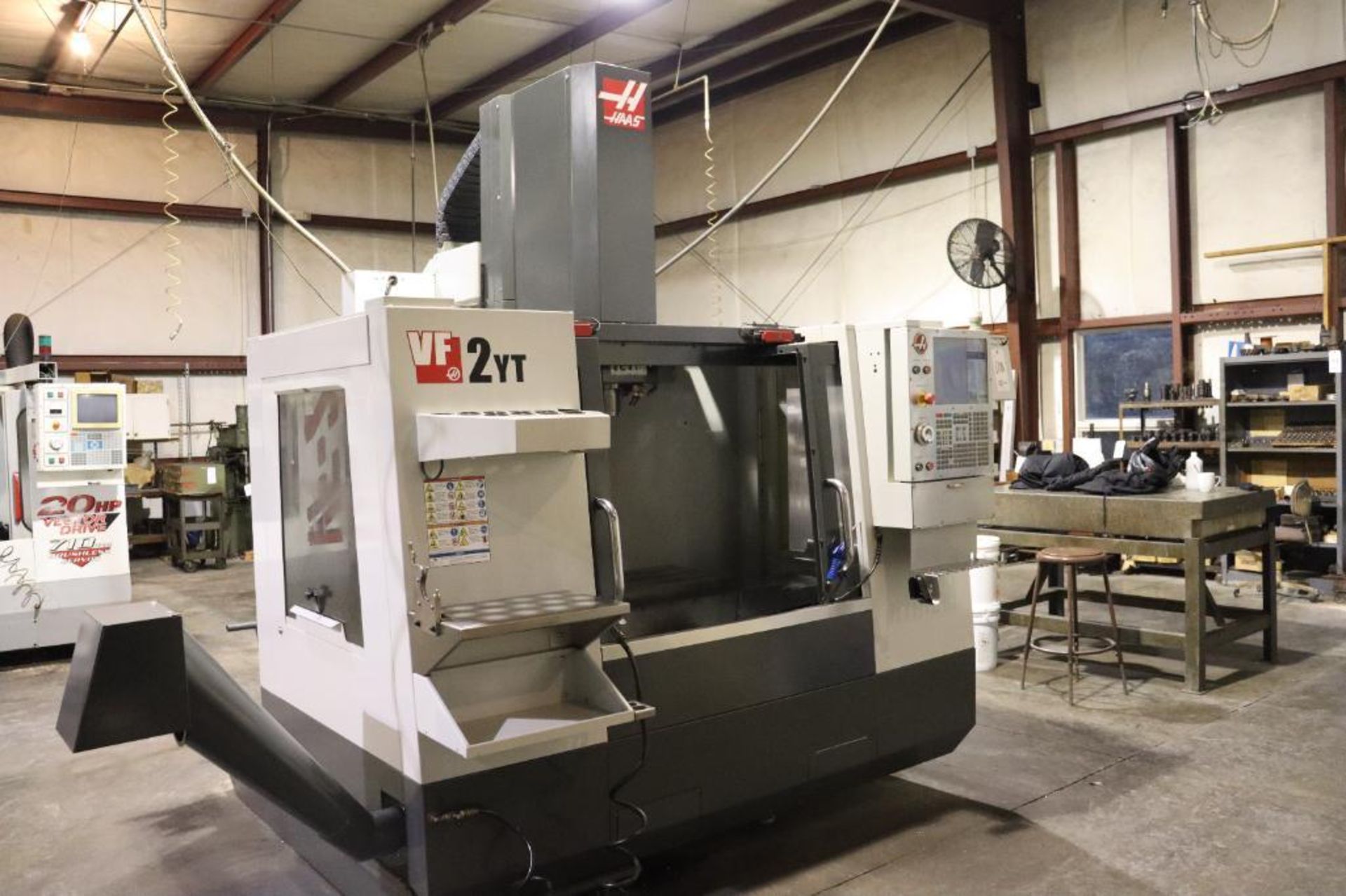 HAAS VF-2 YT vertical machining center - Image 3 of 32