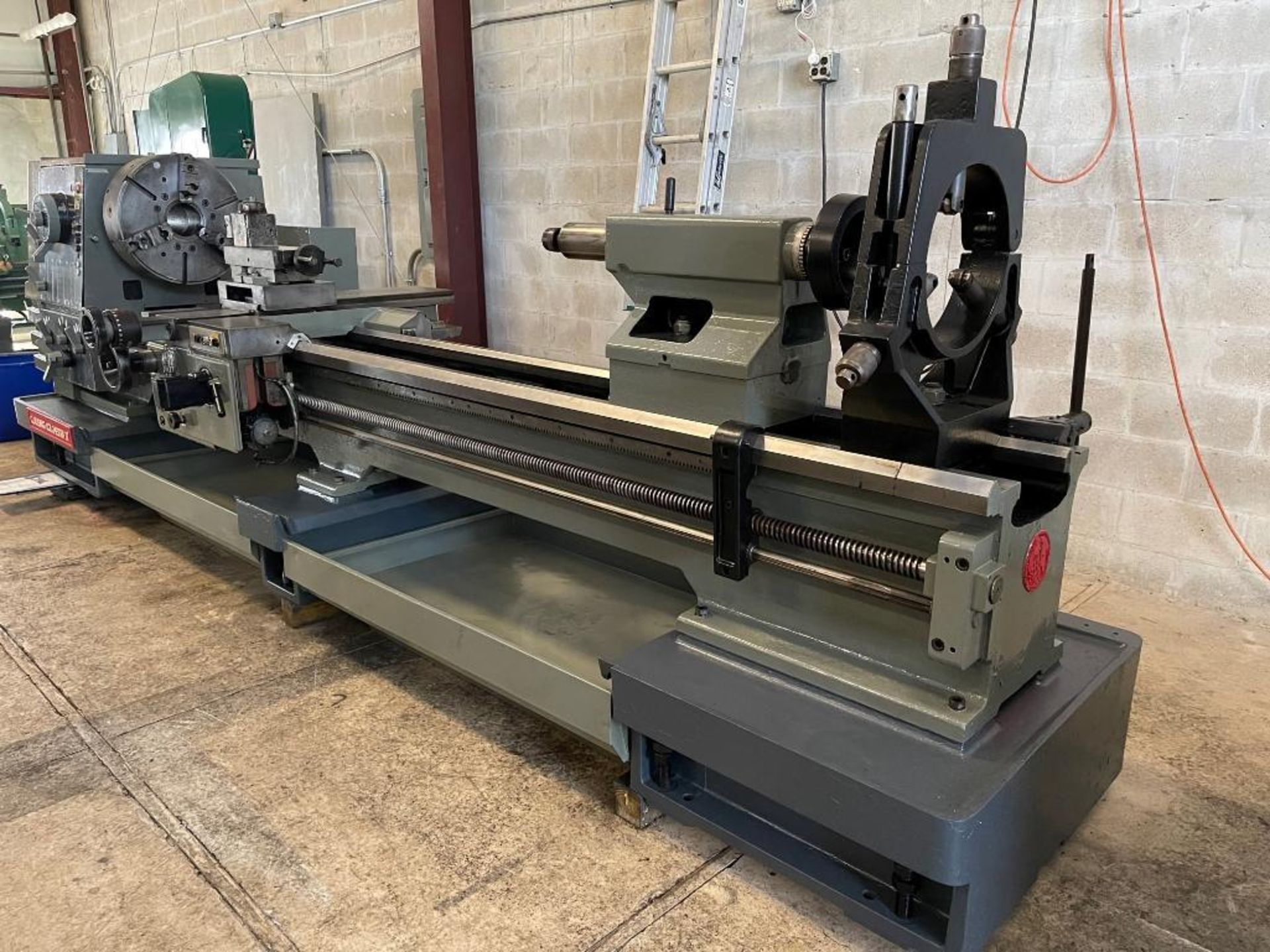 Clausing Colchester 30"/41" x 120" gap bed lathe - Image 10 of 13