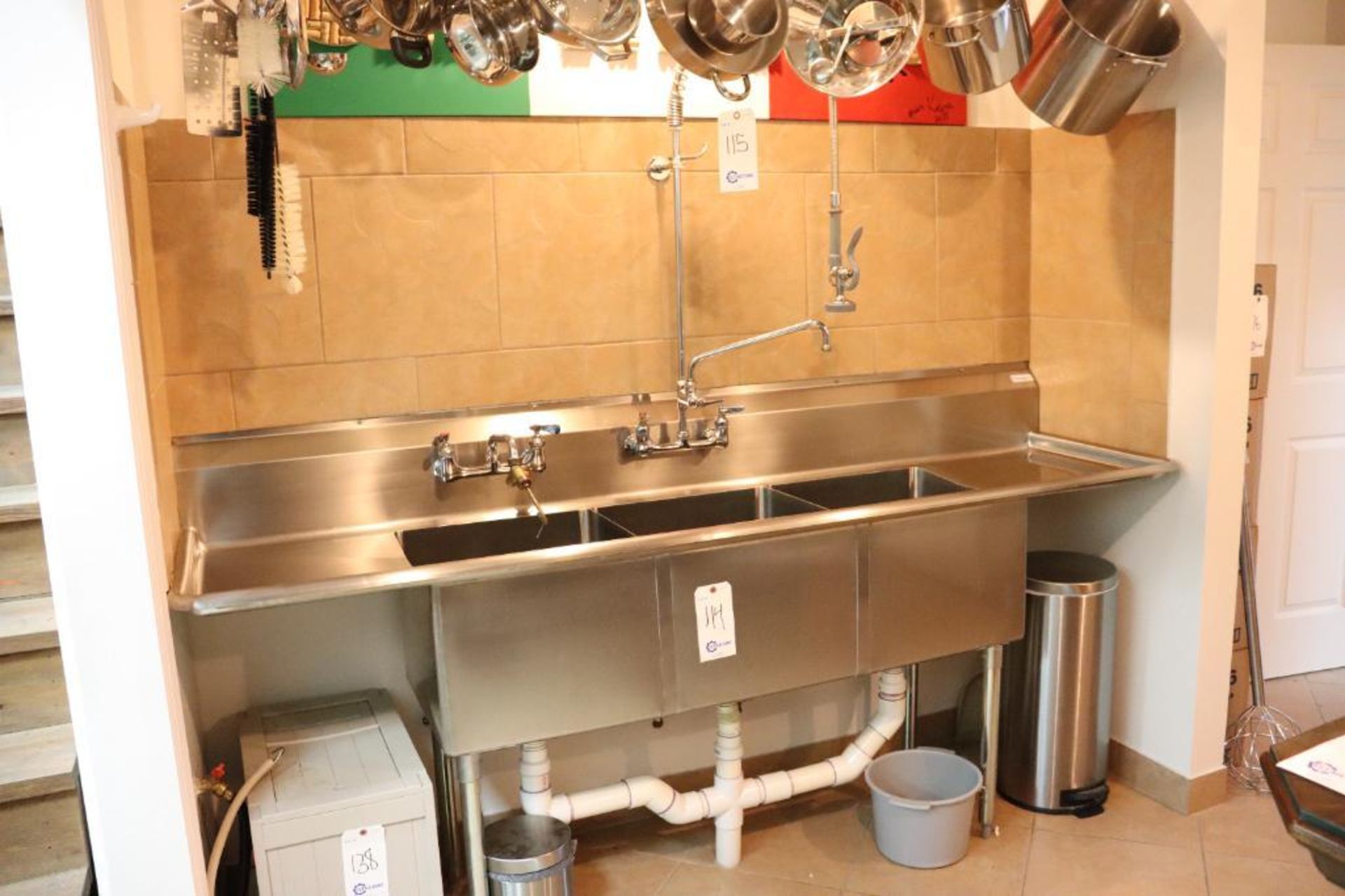 3 compartment commercial sink