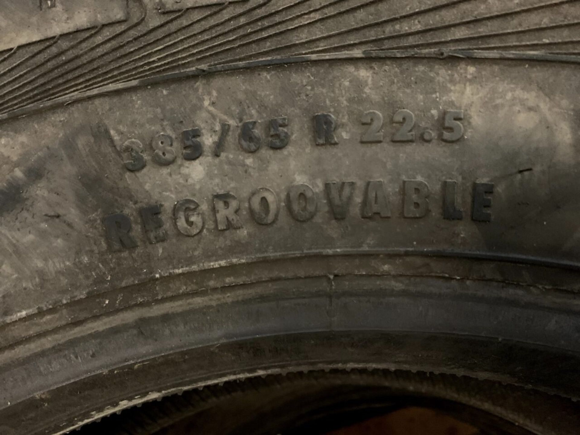 (4) General Regroovable Commercial Truck Tire - Image 6 of 9