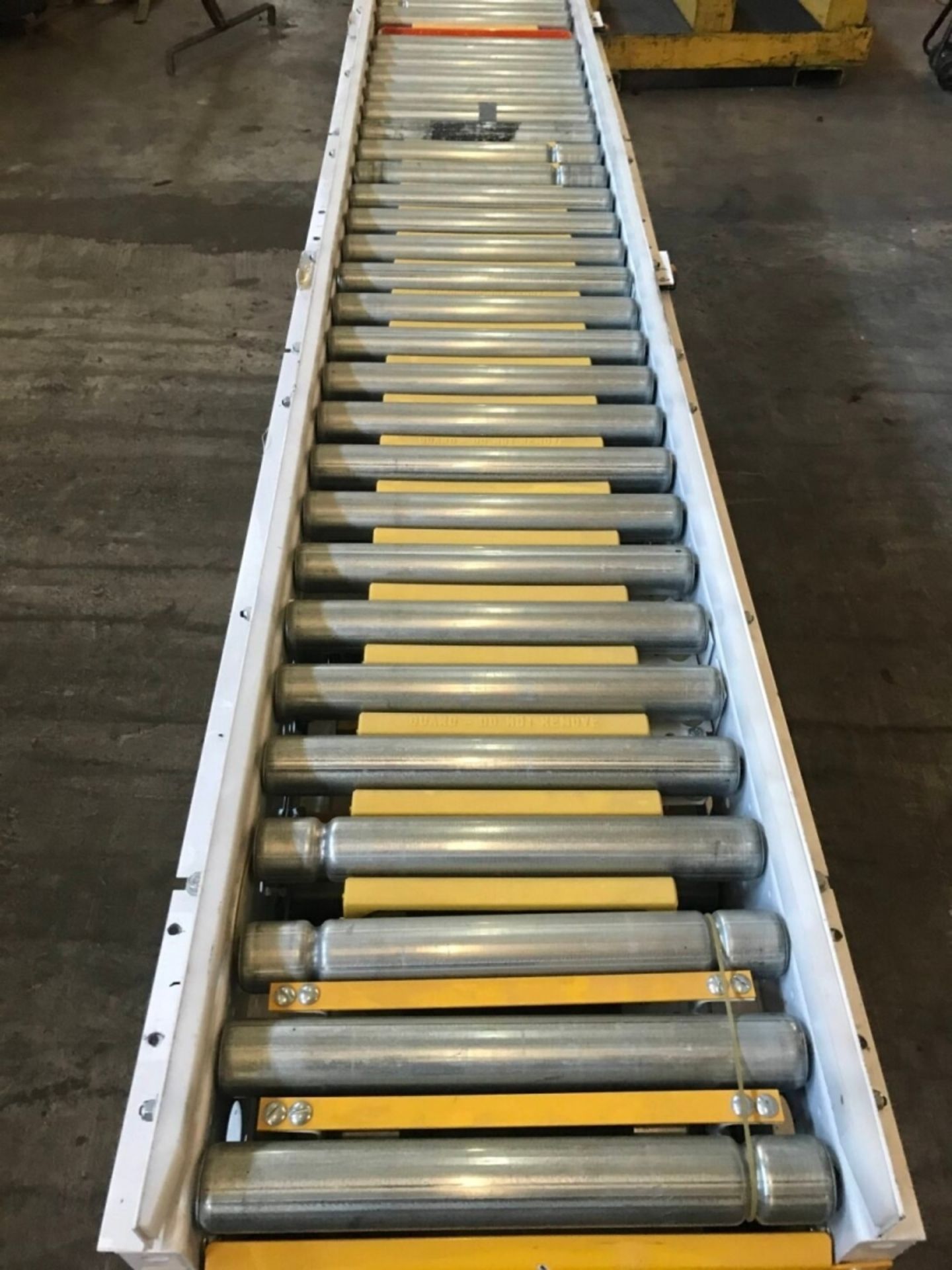 Hytrol Electric Roller Conveyor H2416-1-13 - Image 4 of 9