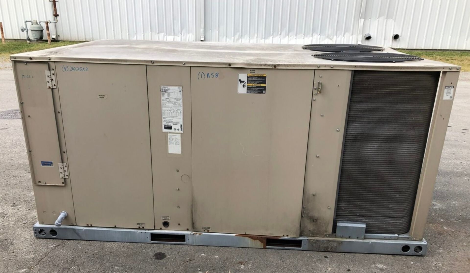 Lennox 10 Ton AC Unit KCA120S4BN3G