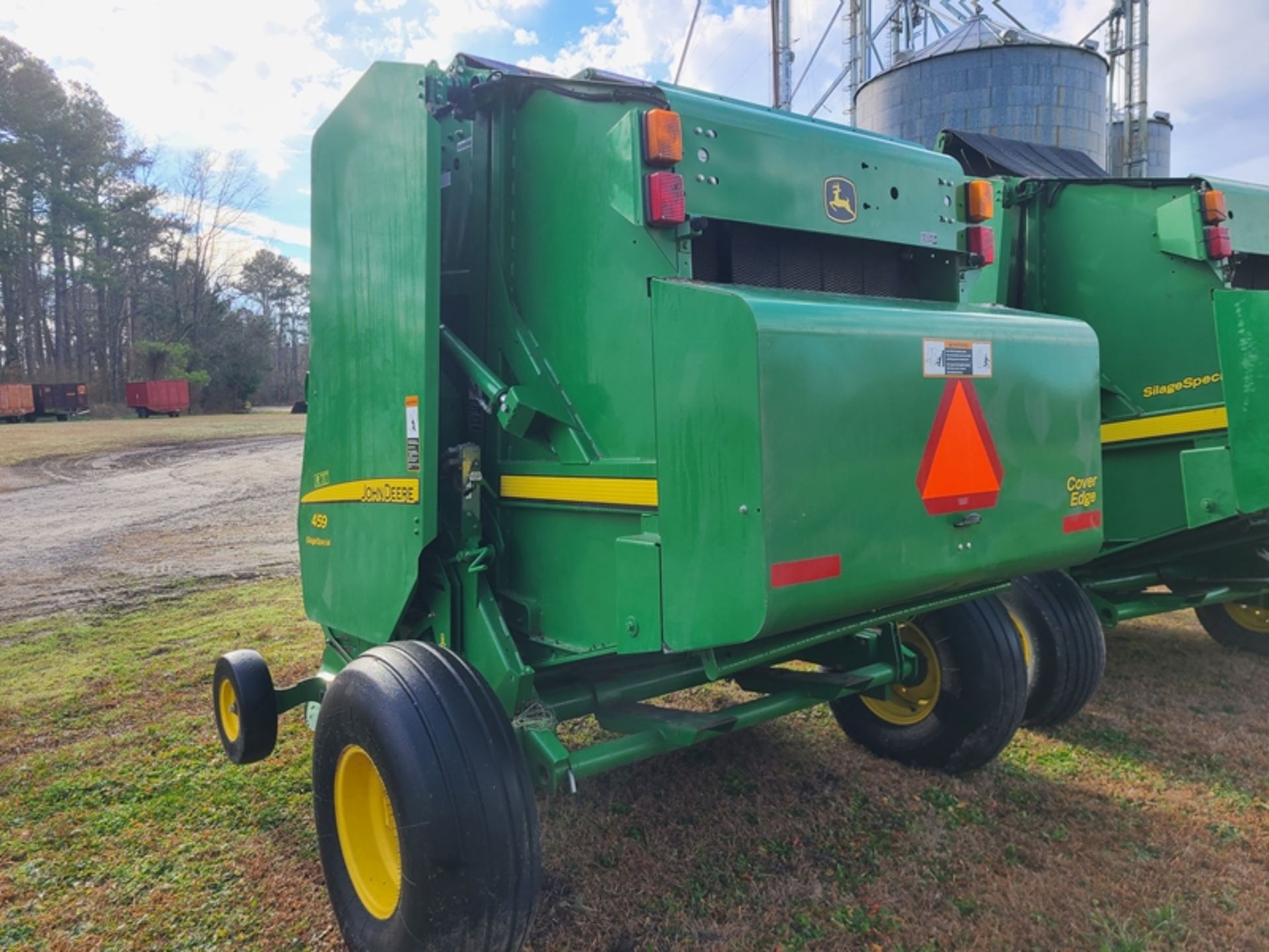 JD 459 Silage Special hay bailer SERIAL: 1E00459SKFF410734 - Image 5 of 7