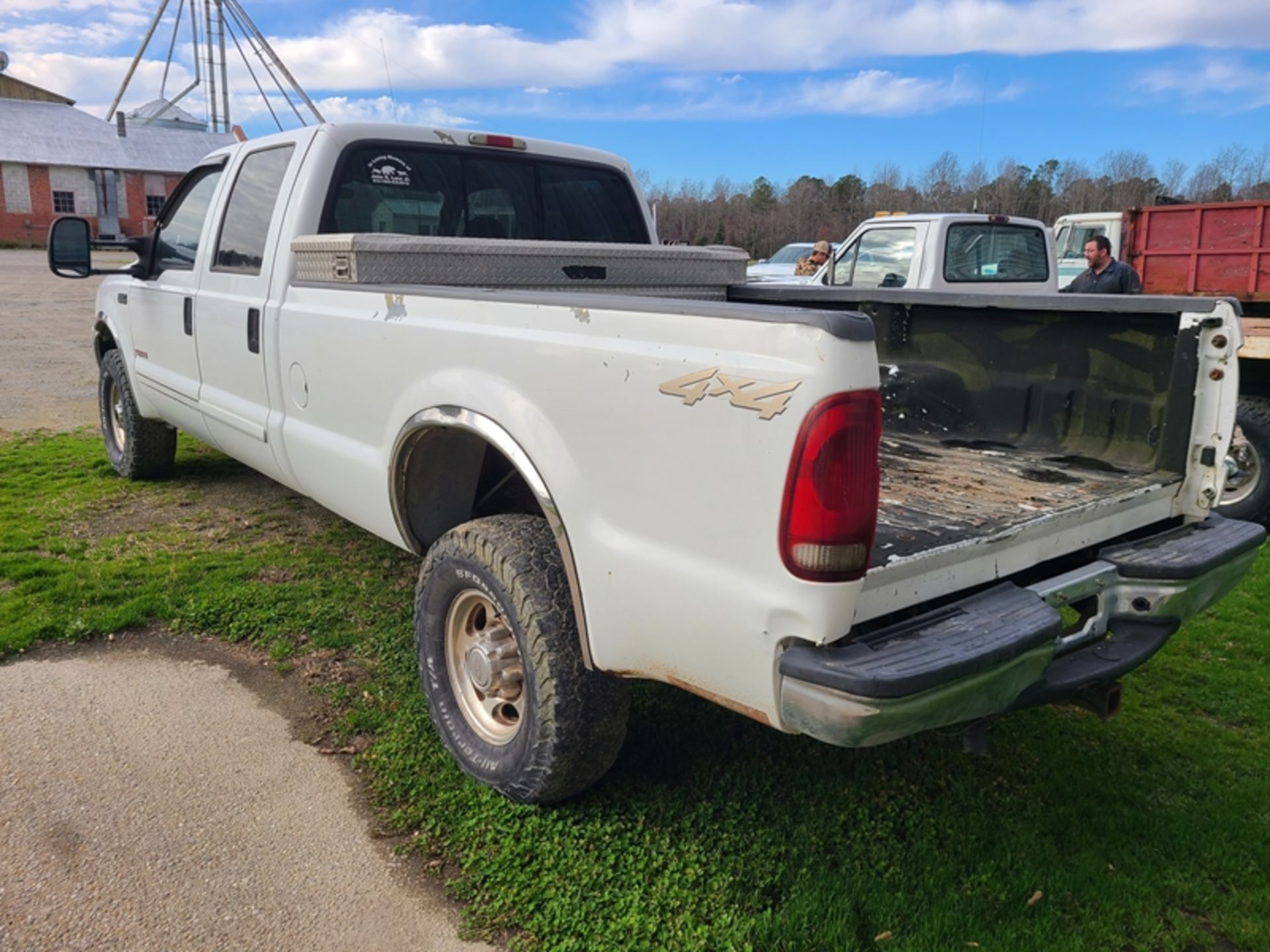 2001 FORD F350 7.3 dsl 4 dr, 4wd - (not running) - VIN: 1FTSW31F31EB55500 - 356,603 miles - Image 3 of 6