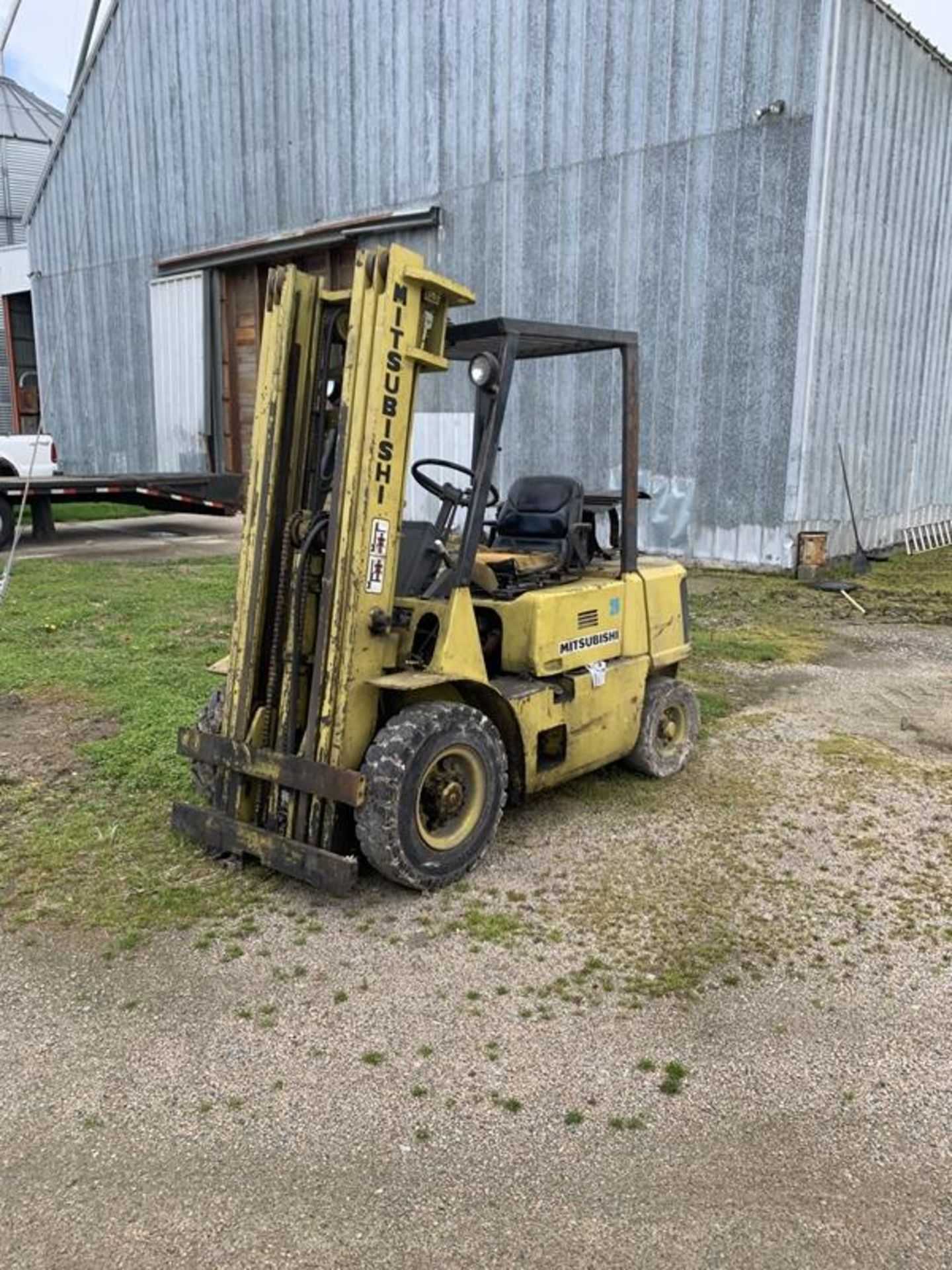 MITSUBISHI FG 25 forklift - salvage