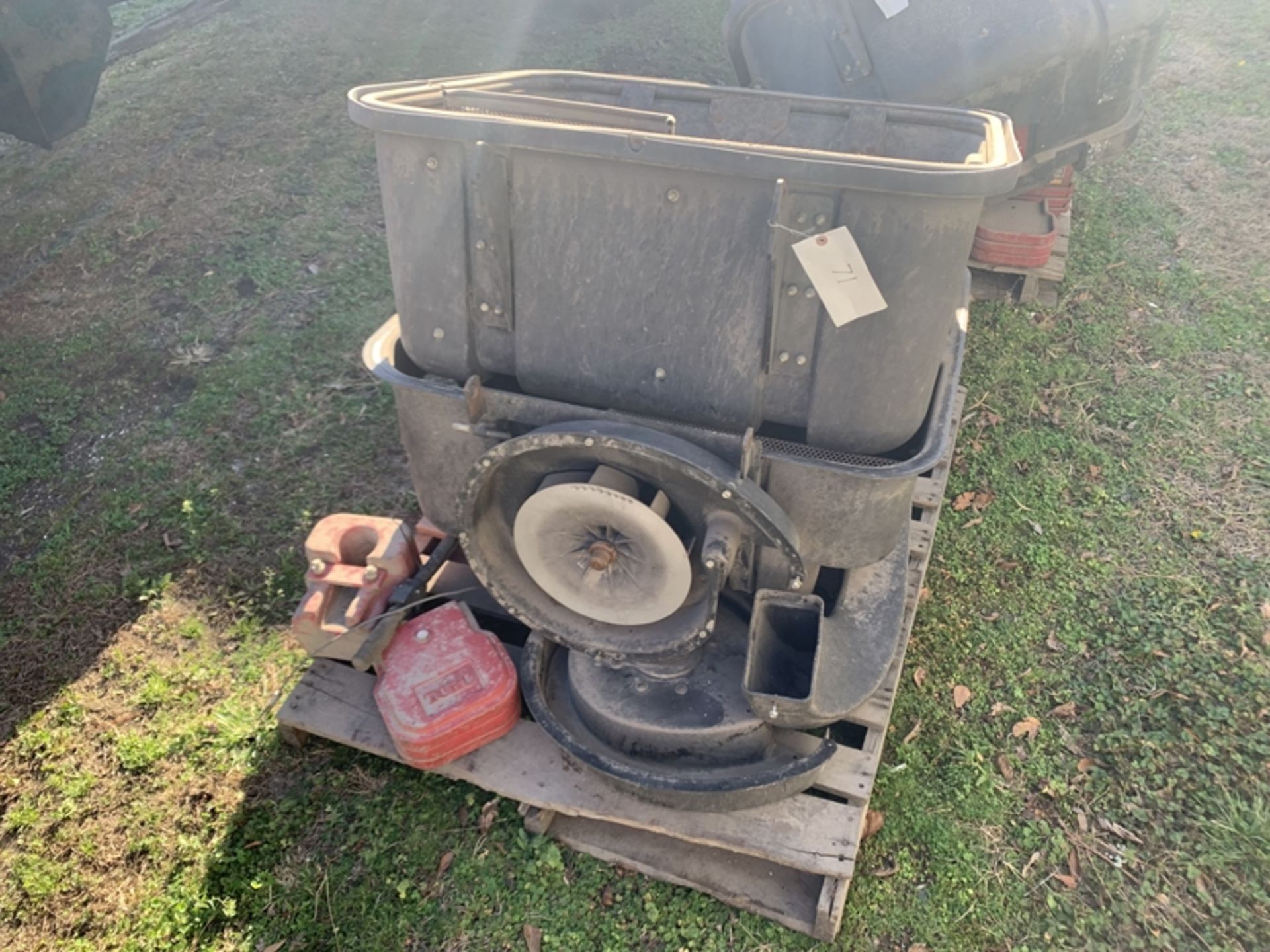 TORO mower bagging system