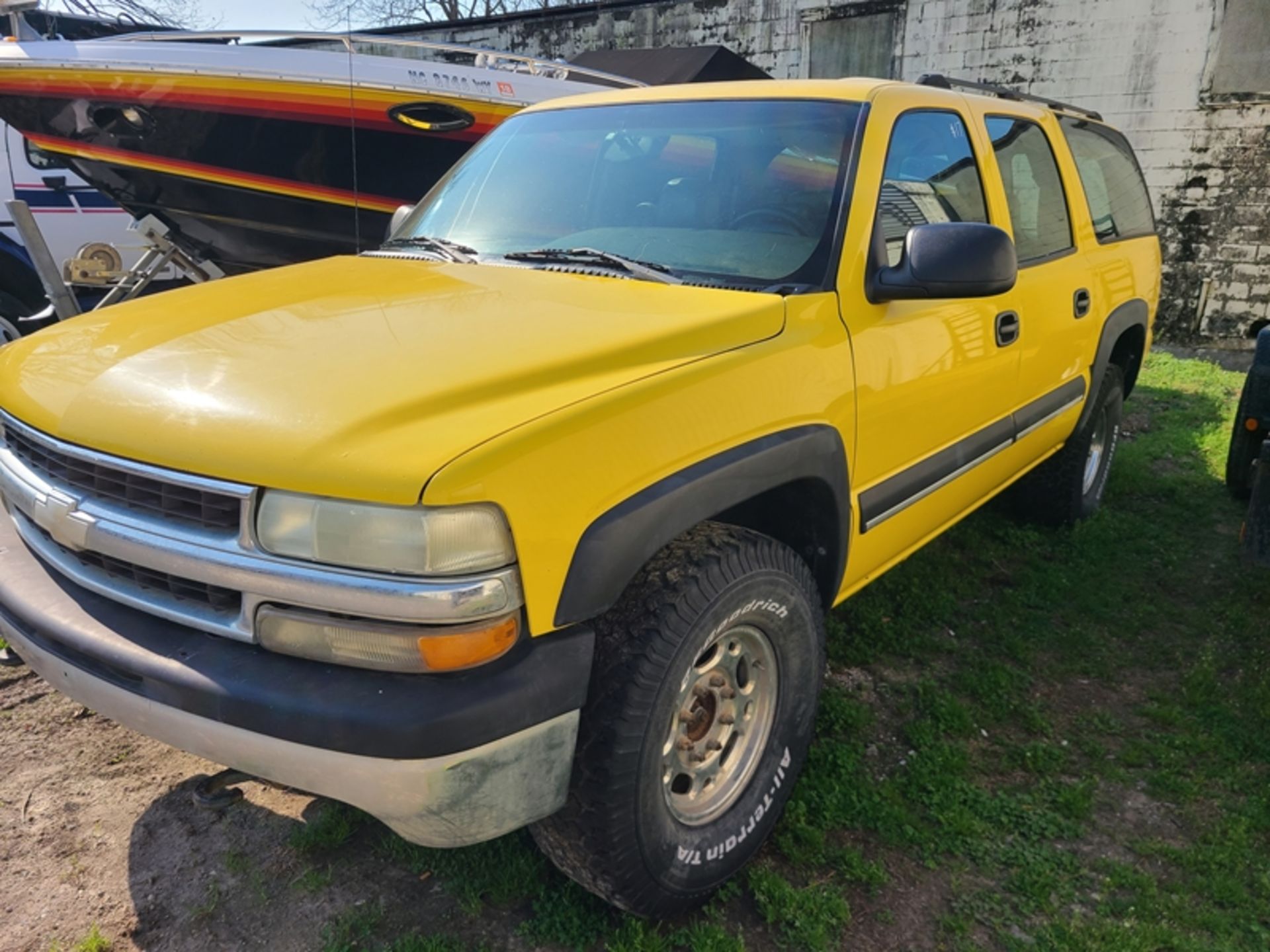 2003 CHEVROLET Suburban - 281,801 miles - VIN: 3GNGK26U13G317145 Was owned by NC DOT at one time