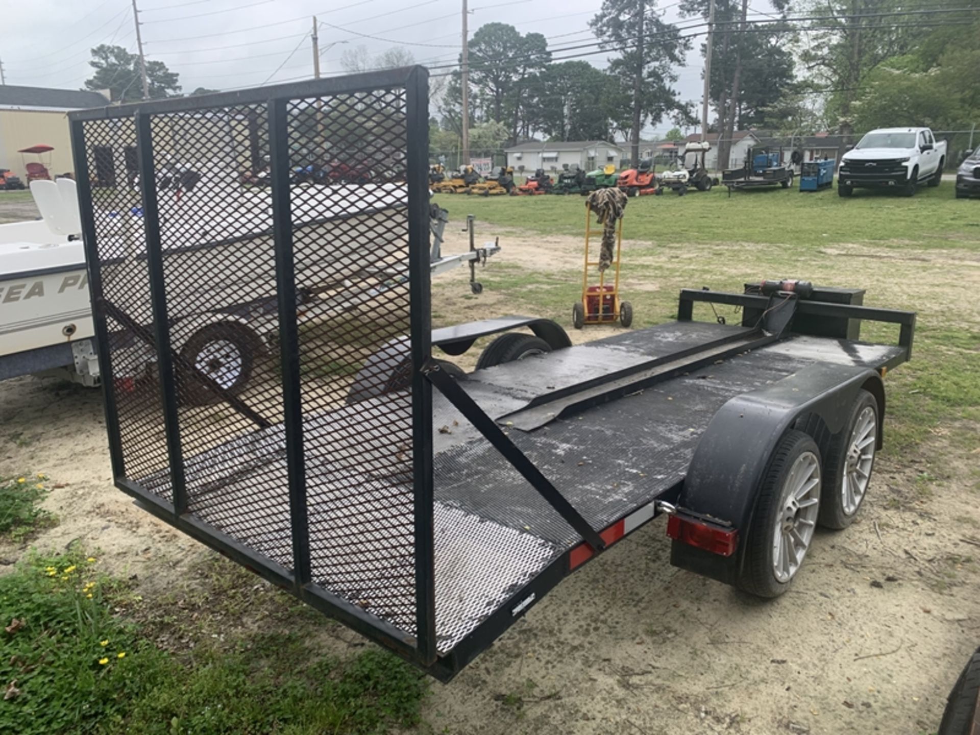 Homemade dual-axle utility trailer with winch - NO TITLE - Image 3 of 4