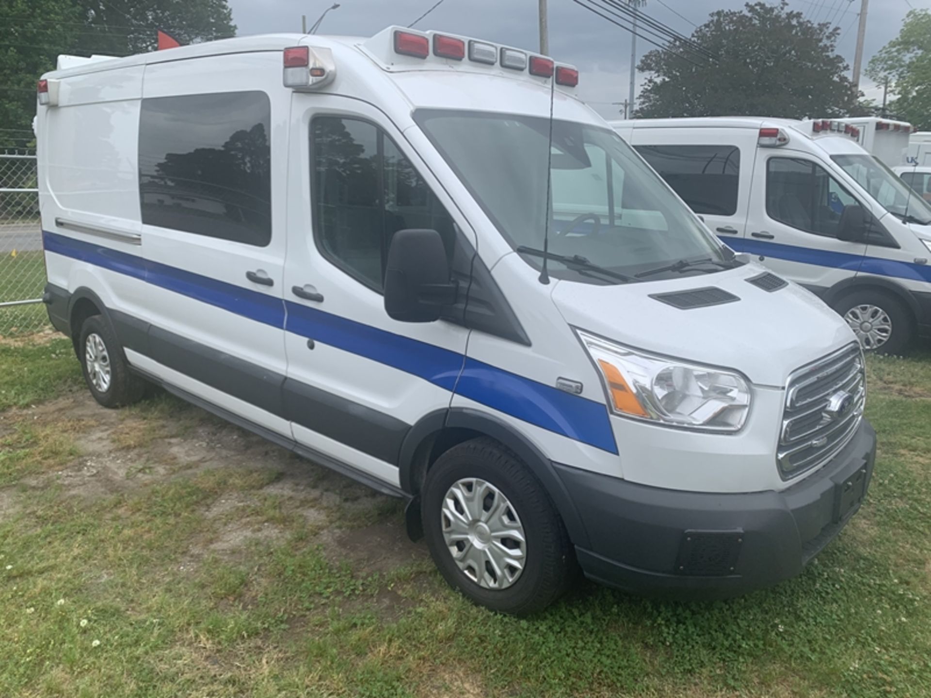 2018 FORD Transit 350 Sprinter Van, Type II Ambulance, 3.2L dsl - 162,758 miles - VIN: - Image 2 of 6