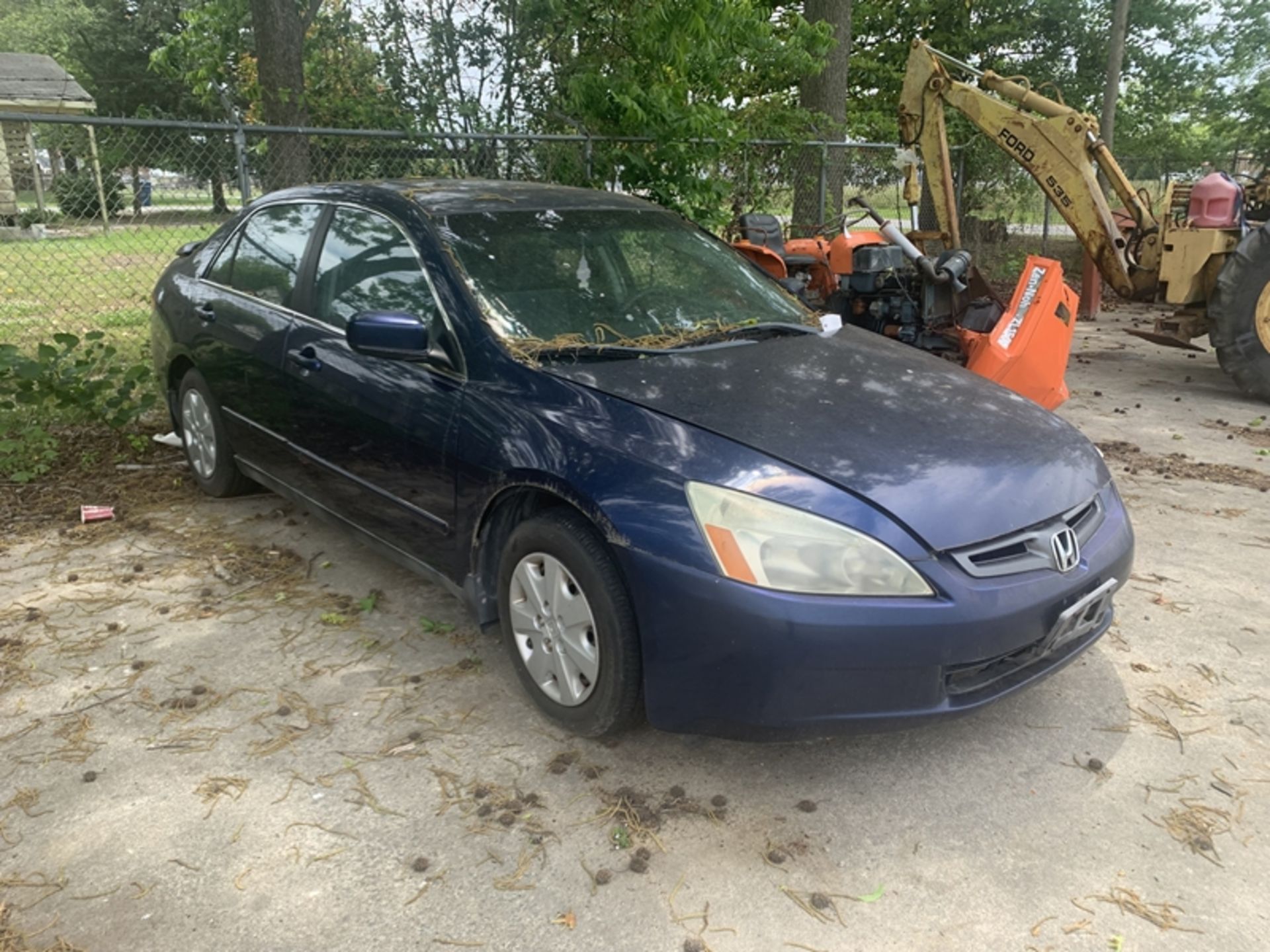 2003 HONDA Accord - 274,715 miles showing - 1HGCM56343A125972 (NOT RUNNING) Vehicle will not - Image 2 of 6