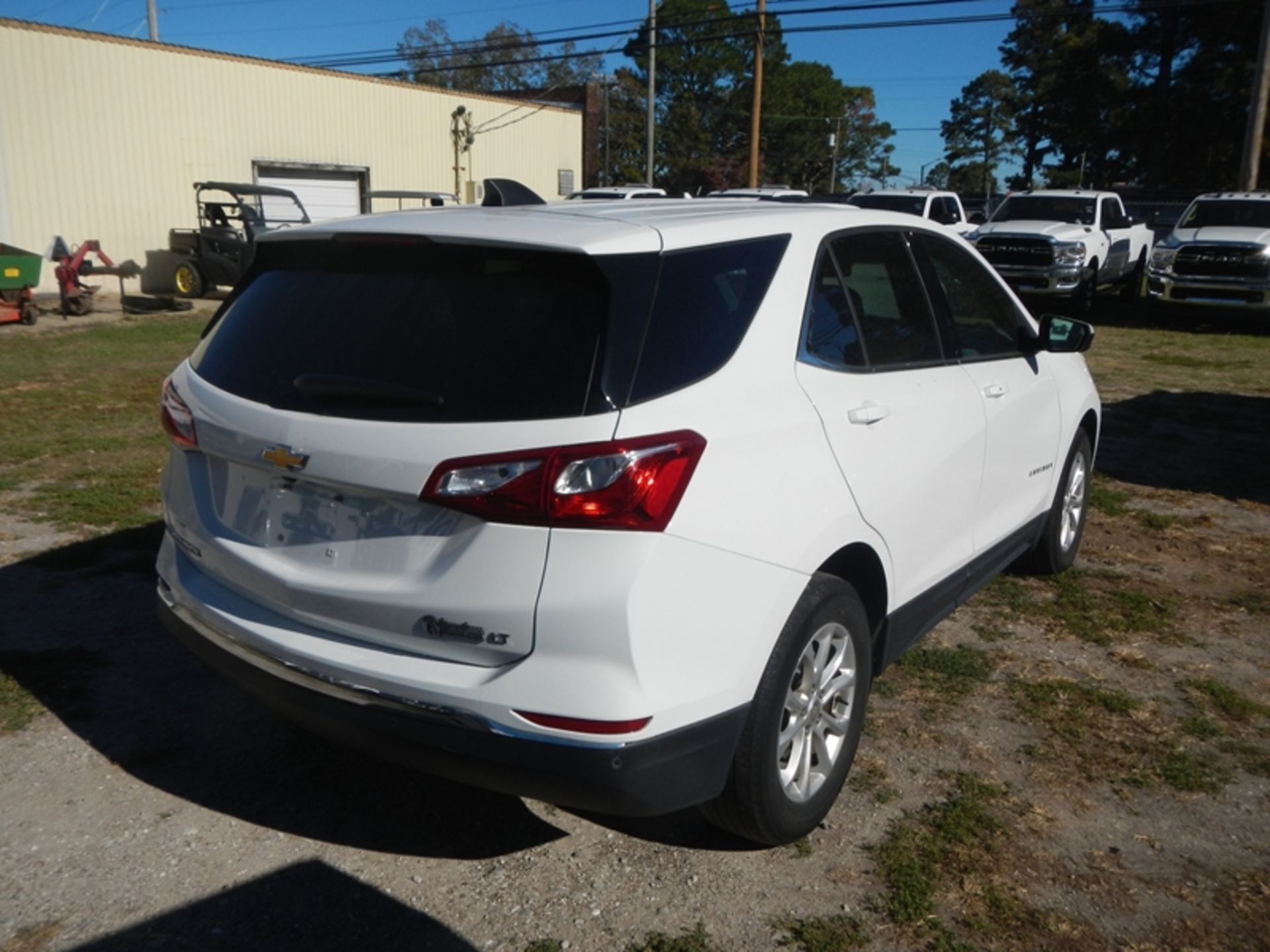 2020 CHEVROLET Equinox LT - 33,351 miles showing - 3GNAXKEV0LS713761 DELAYED TITLE - Image 3 of 7