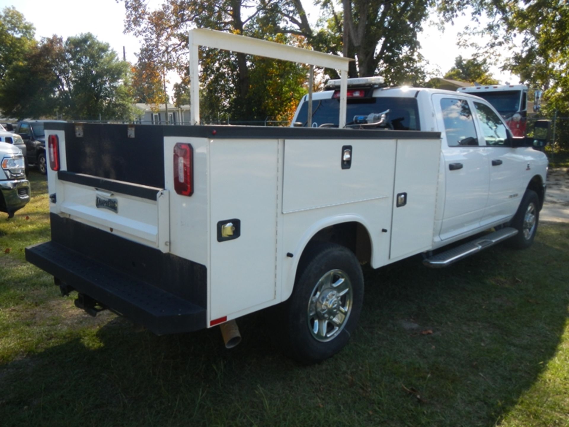 2022 Ram 3500 crew cab, dsl, 4wd, utility body, Tradesman package, 44,480 miles showing, - Bild 3 aus 7