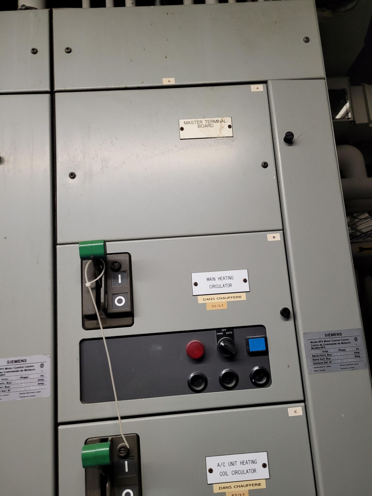 SIEMENS Model 8PX Motor Control Center 600V 3 Ph 60Hz ref. M4-10768 - Image 16 of 19