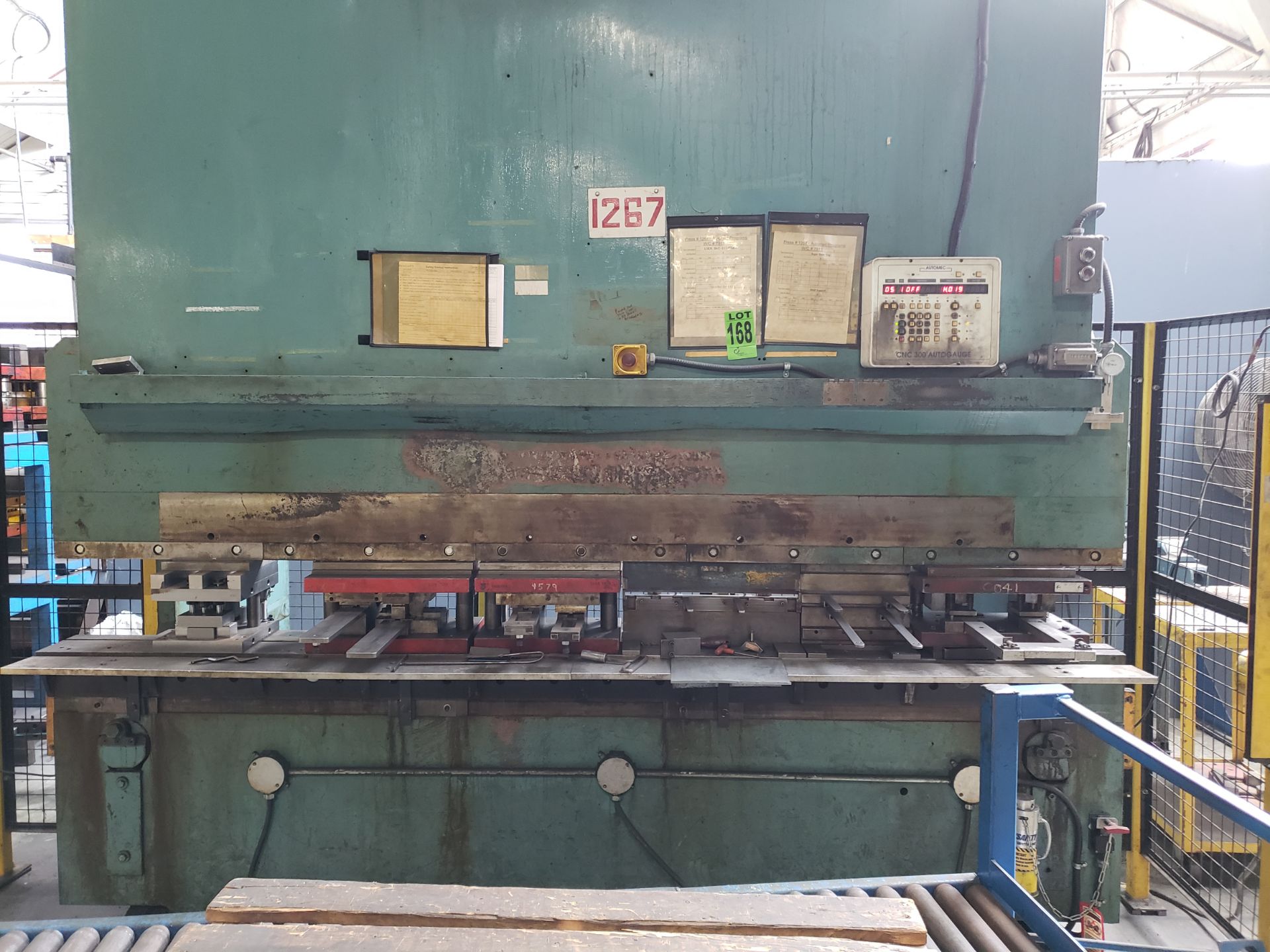 ALLSTEEL 120 Ton x 10' Hydraulic Press Brake mod. 120, ser. 2033, w/ AUTOMEC mod. Autogauge CNC 300