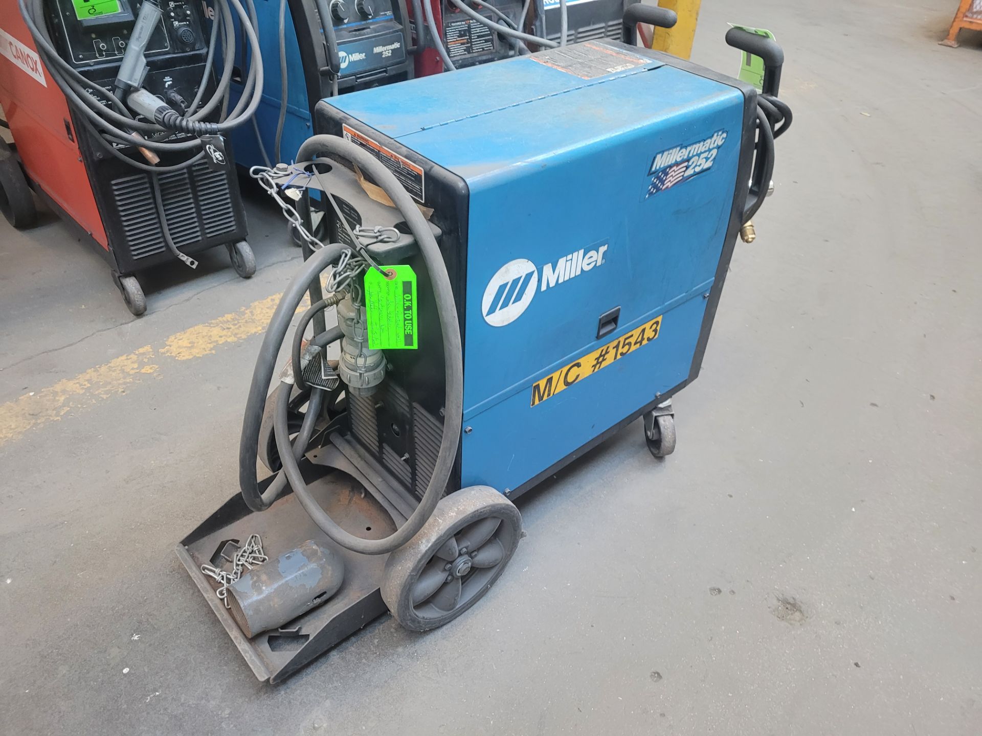 MILLER MIG welder mod. MILLERMATIC 252 MIG Welder 230/460/575, sku: 907322, ser. LK040380B - Image 4 of 7