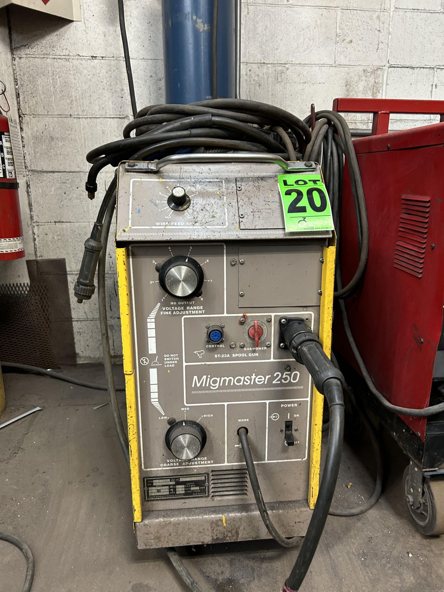 ESAB mod. MIGMASTER 250 MIG Welder, ser. MA-I638158