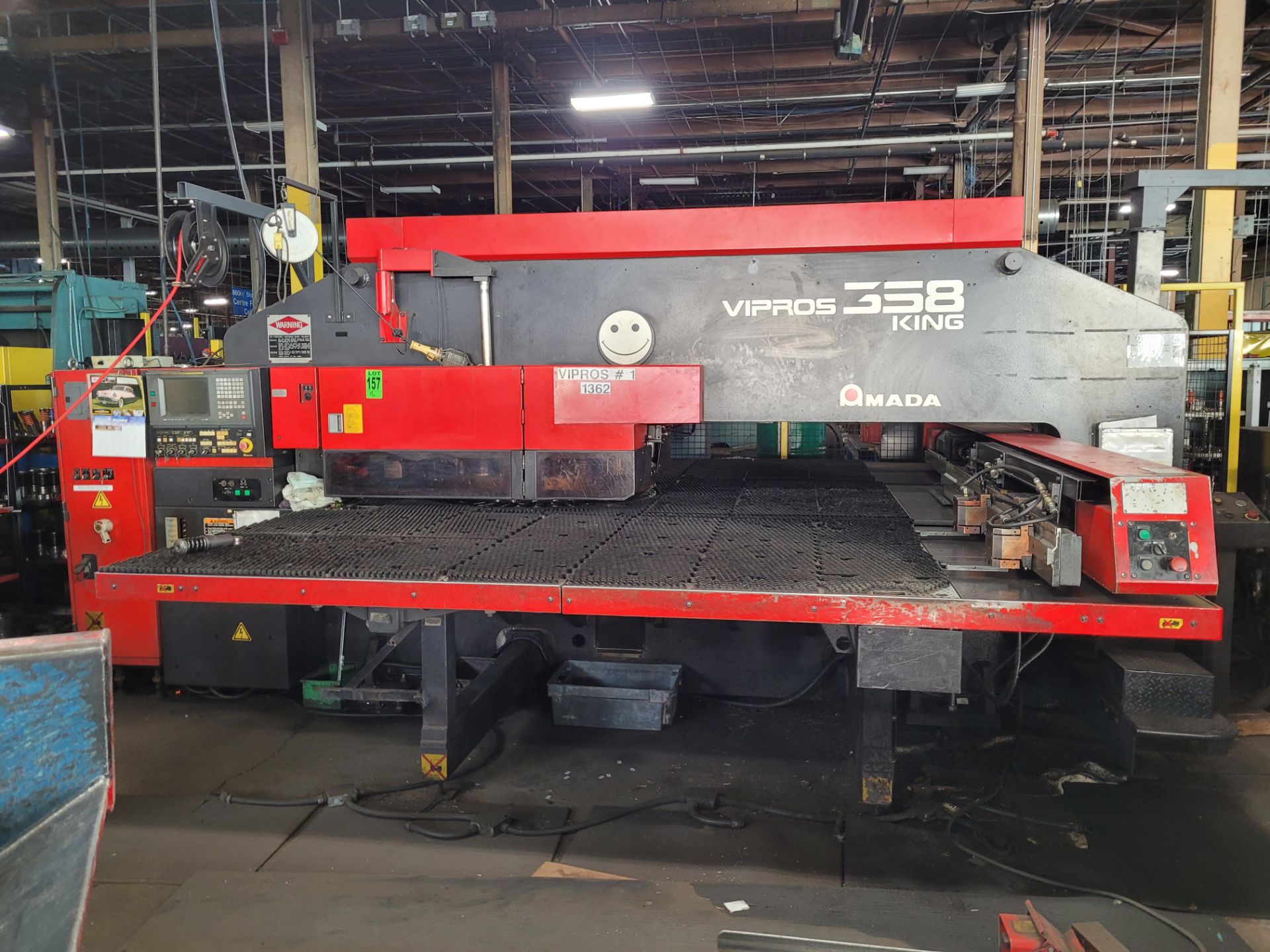 AMADA mod. VIPROS 358 KING 33-Ton CNC Turret Punch Press, w/ FANUC mod. Series 18-P CNC Control; and - Image 6 of 17