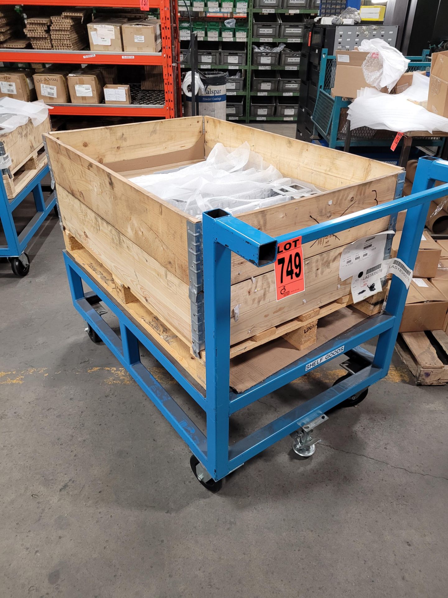 Steel platform cart on casters, w/handle, floor lock - Image 2 of 4