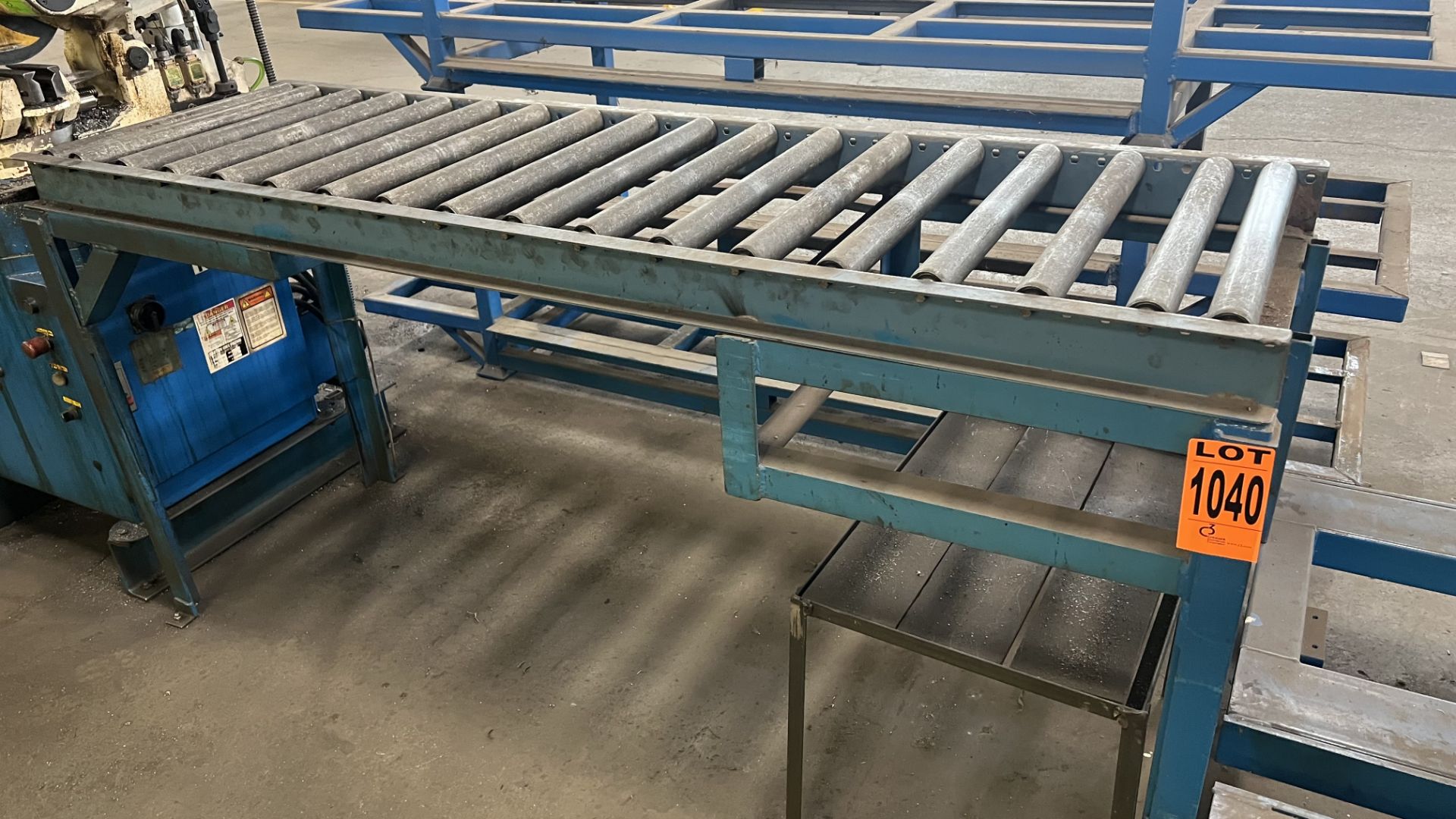 Steel frame manual roller conveyor