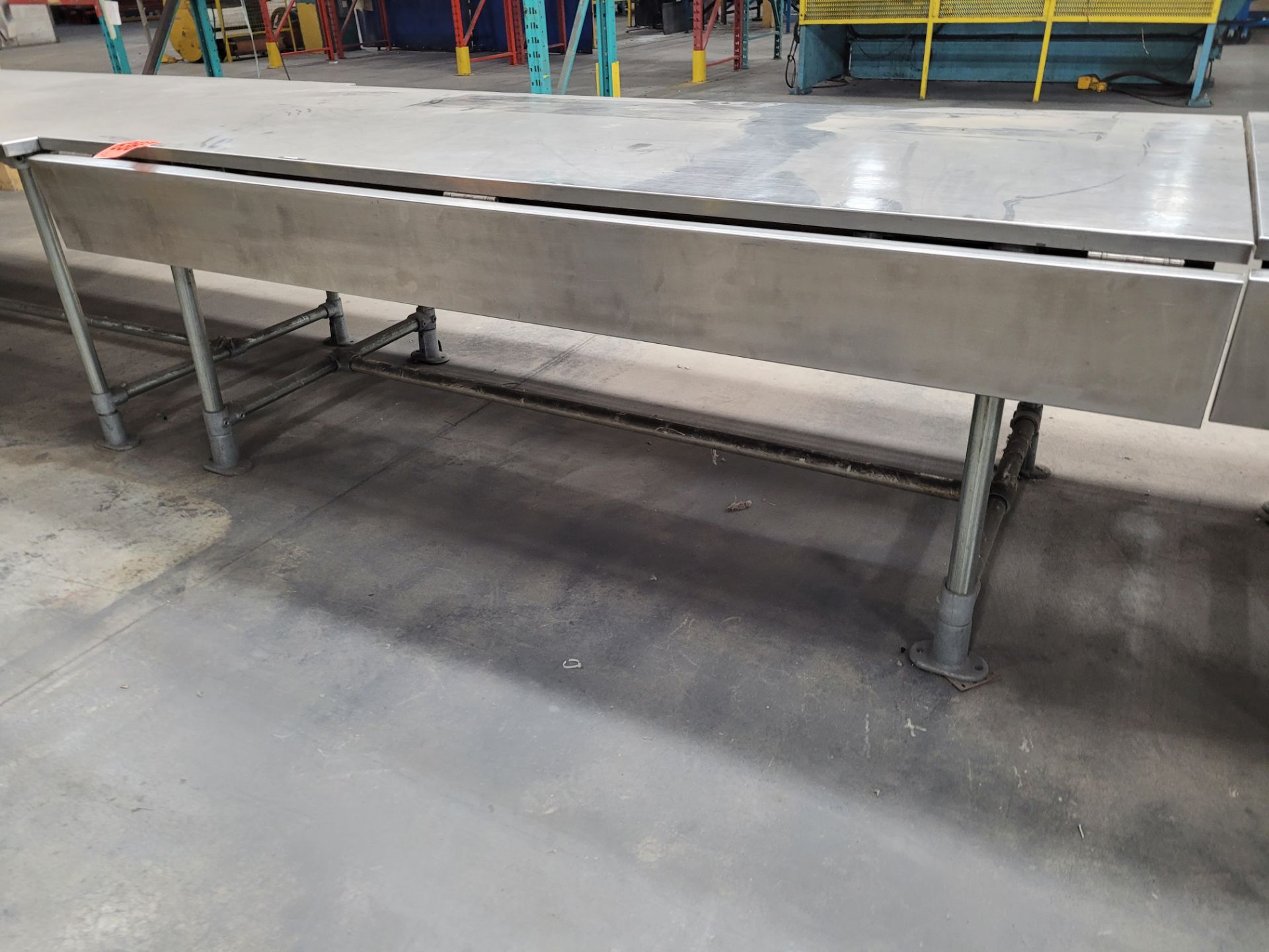 Preparation table w/ ss-sheet surface on plywood, expandable width, galvanized steel base - Image 2 of 4