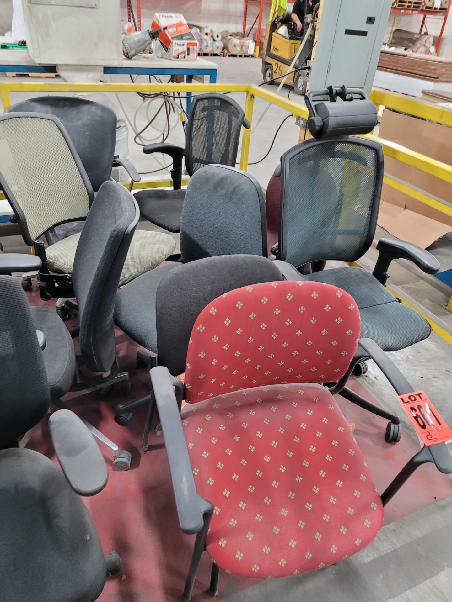 Lot of (14) adjustable rolling office chairs and (2) waiting room chairs - Image 3 of 3