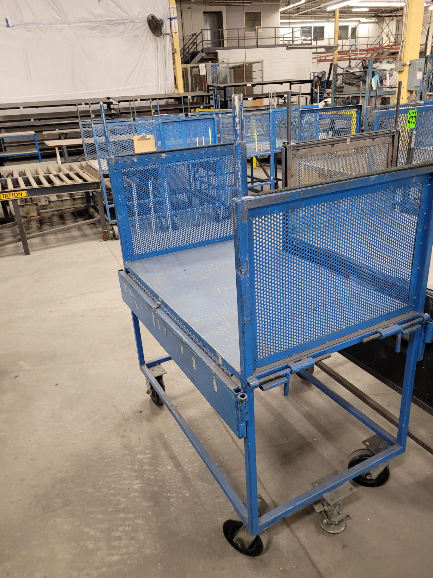 Lot of (3) steel-lattice carts w/handles, casters, wheel lock, (3) w/ expandable sides and (2) w/flo - Image 4 of 4