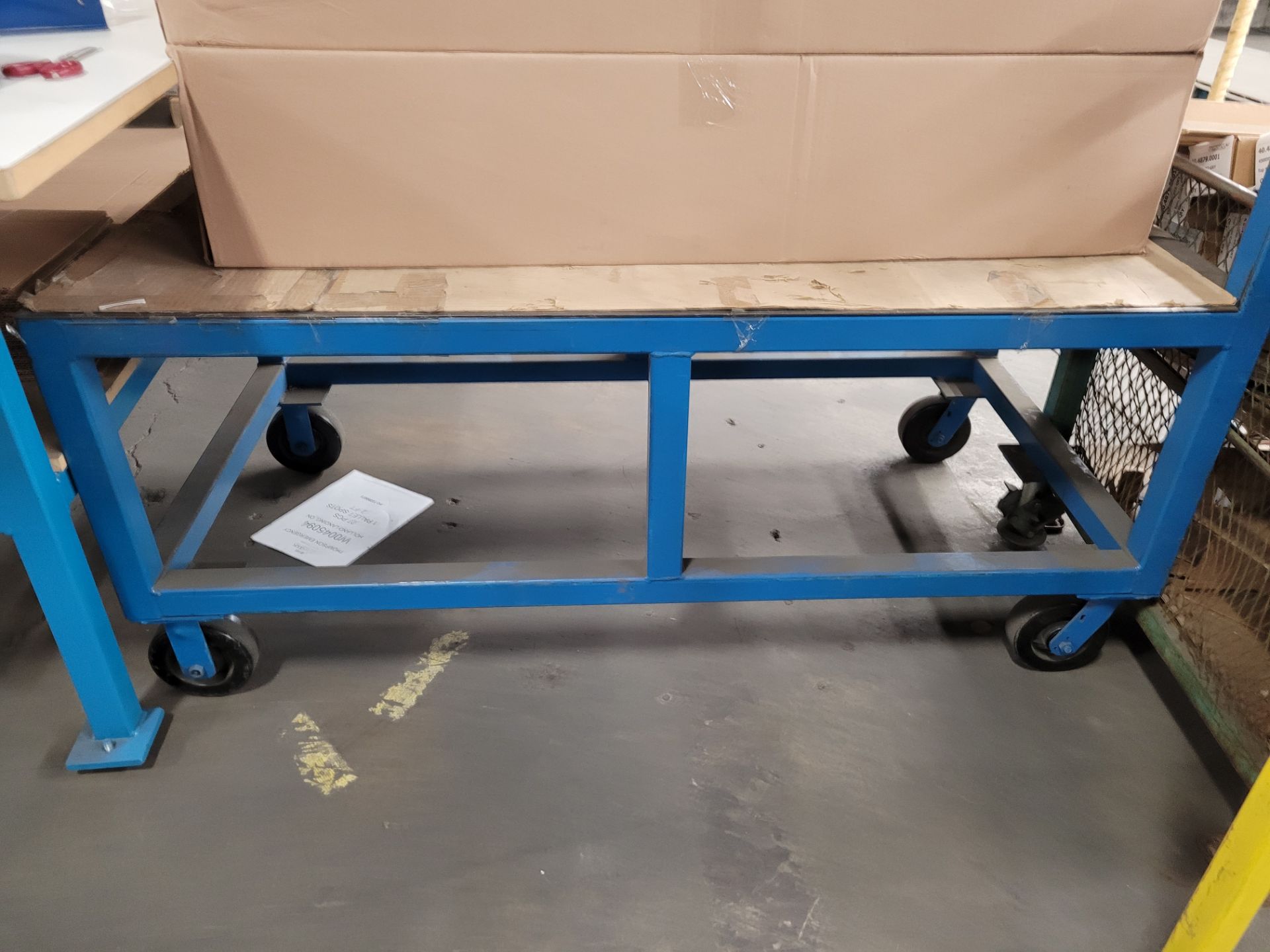 Steel platform cart on casters, w/handle, floor lock - Image 2 of 2