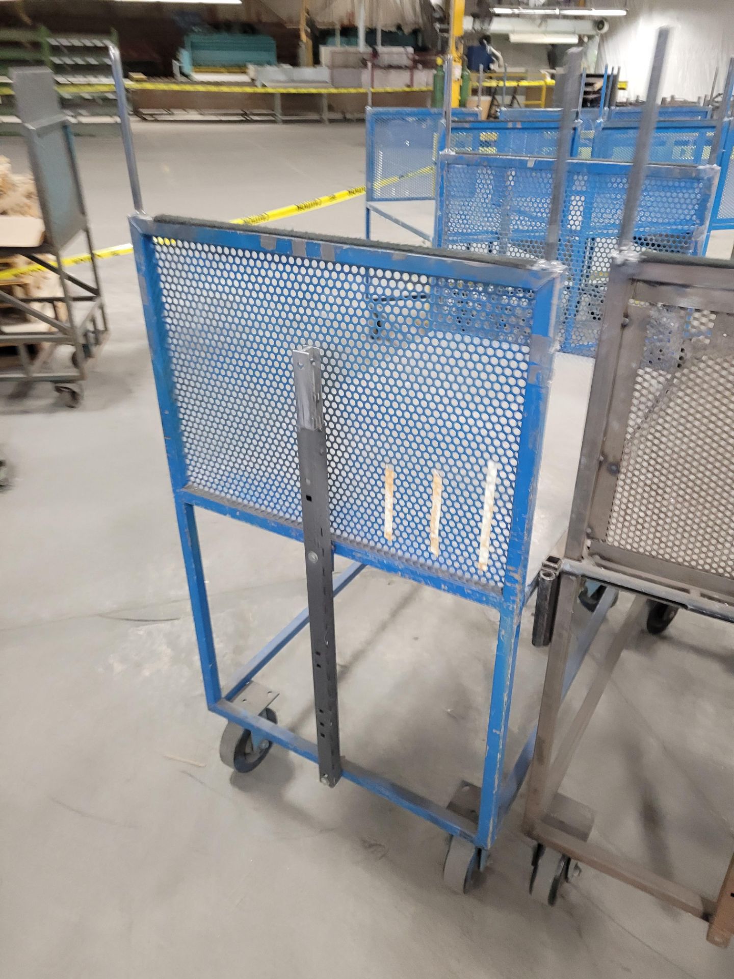 Lot of (4) steel-lattice carts w/handles, casters, wheel lock, (2) w/ expandable sides and (2) w/flo - Image 5 of 10