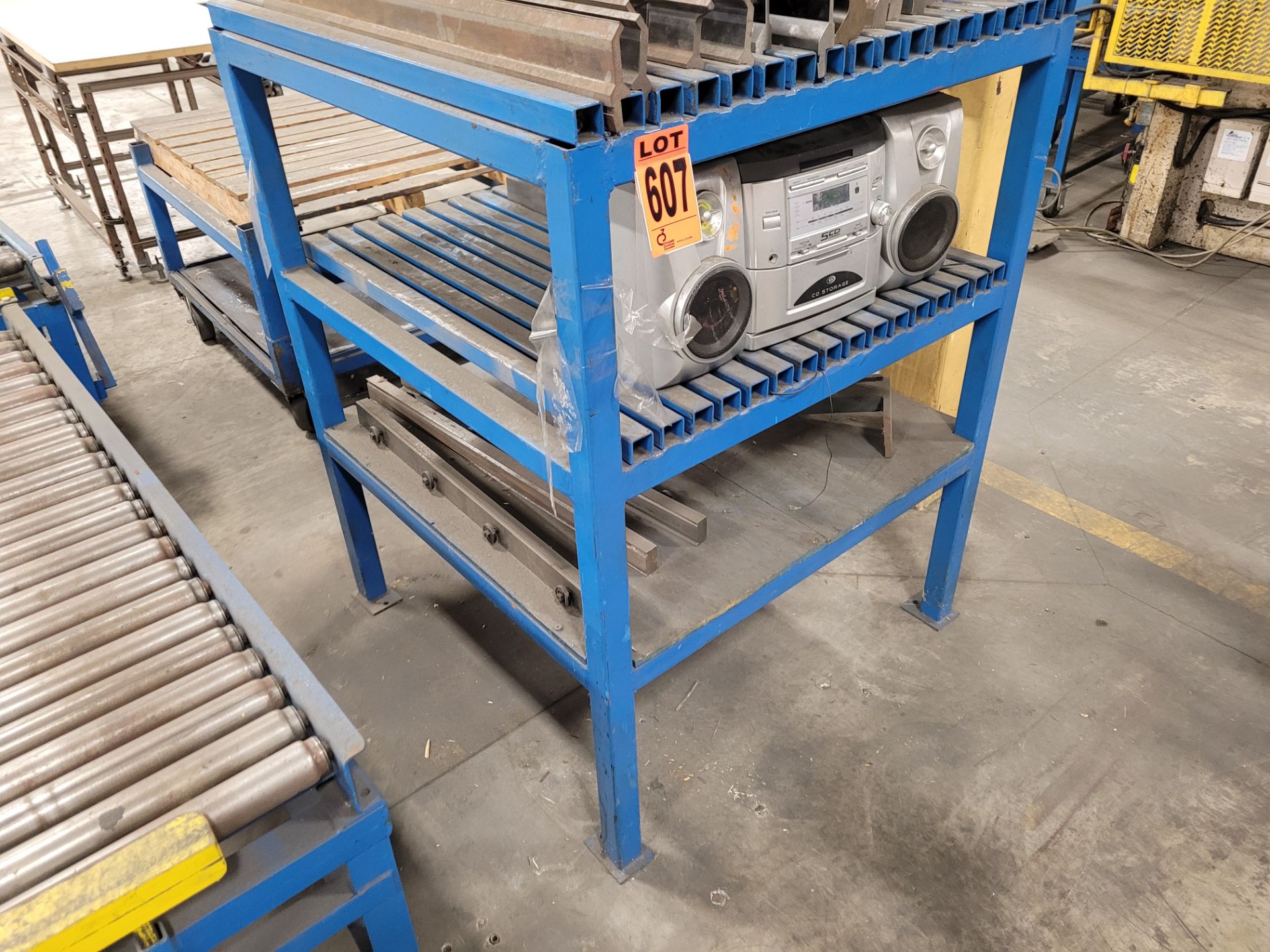 3-level steel shelving unit, (1) plywood, (2) metal panel shelves - Image 2 of 3