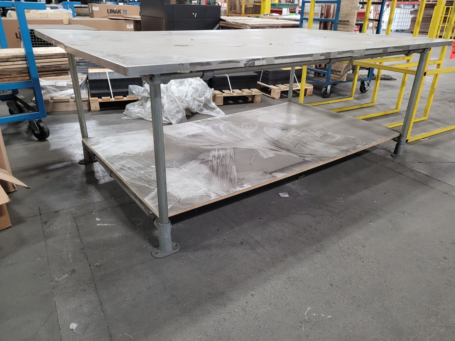 2-level stainless steel worktable on galvanized steel frame - Image 5 of 5