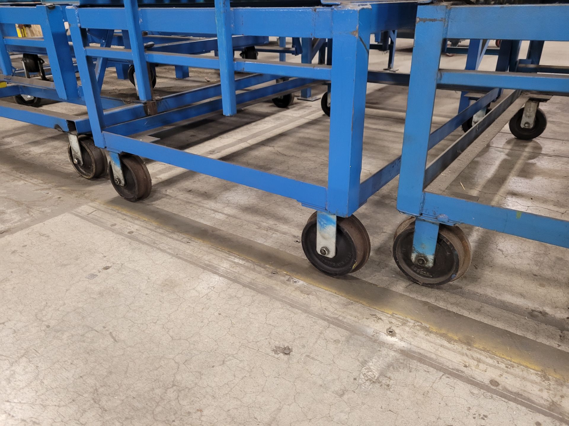 Lot of (3) Heavy-duty steel frame mobile roller conveyors, (2) casters + (2) steel rail wheels, w/ad - Image 6 of 10
