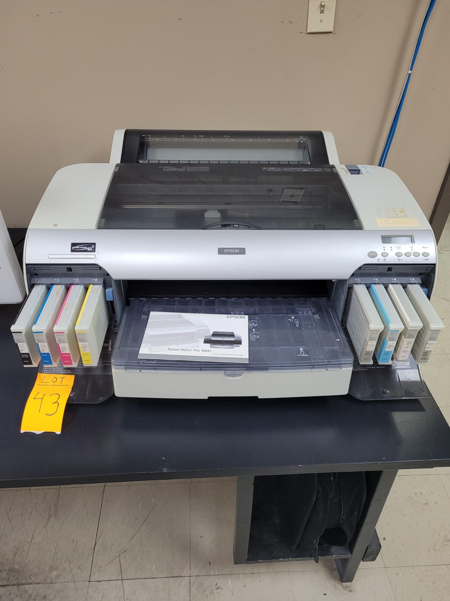 EPSON mod. Stylus Pro 4800 Large Format Inkjet Printer, 2880x1440 dpi, 8 cartridge, w/ manual