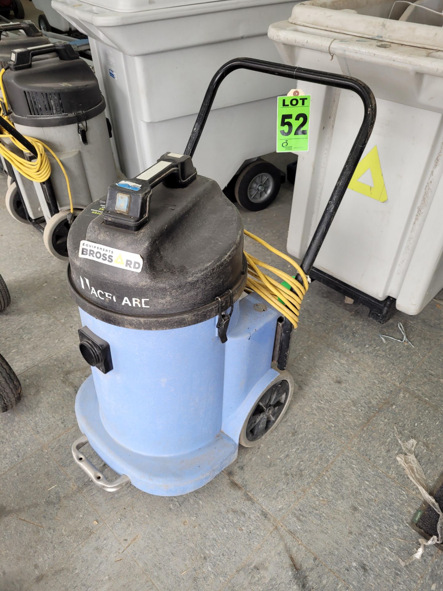 NACECARE mod. NDD900 dual motor vacuum, for use in construction, fine particulate 12 Gal, 2.14Hp, 12 - Image 2 of 3