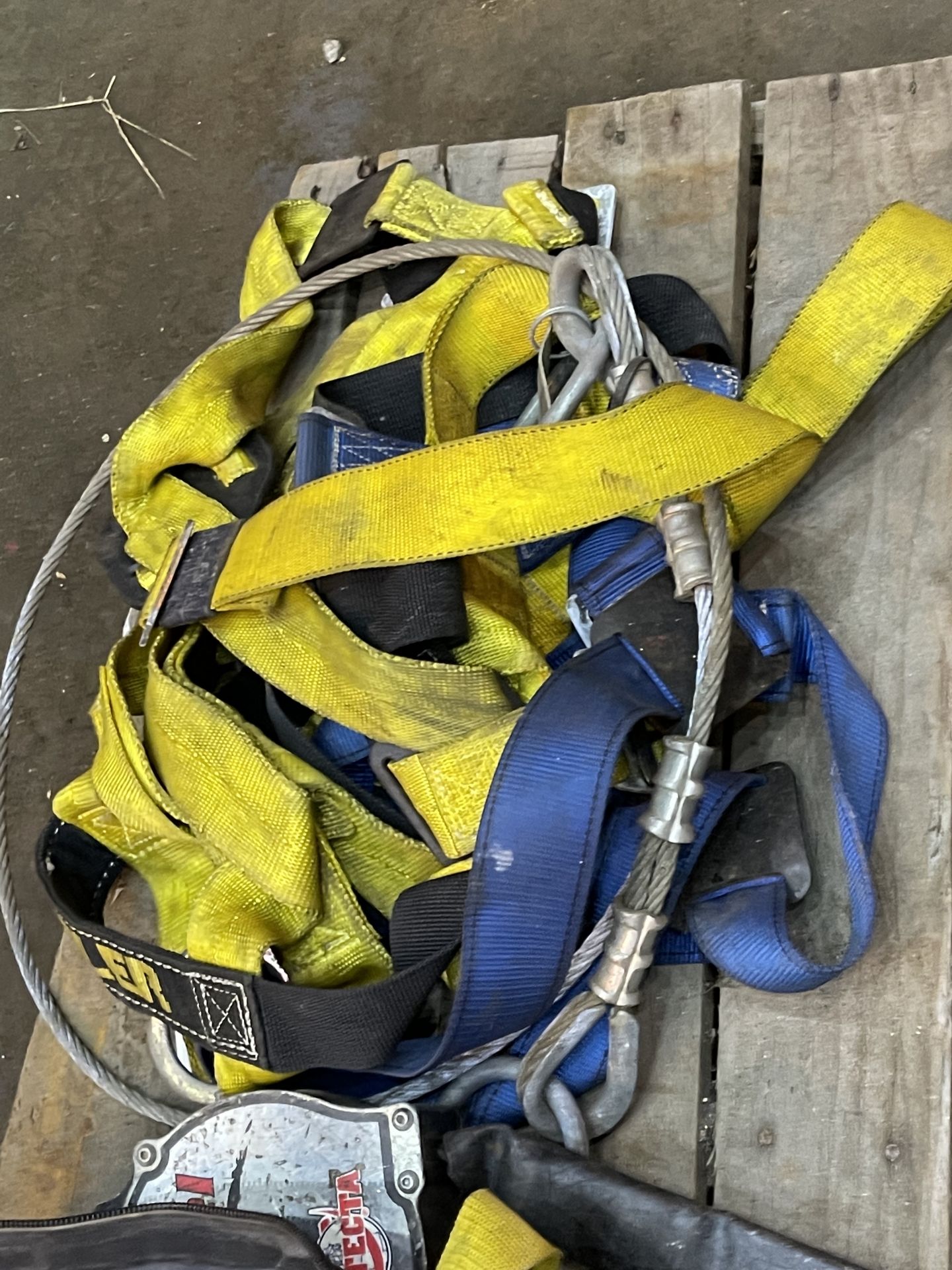 Lot of Lifeline Lanyard Safety Harness (DR42) - Image 16 of 22