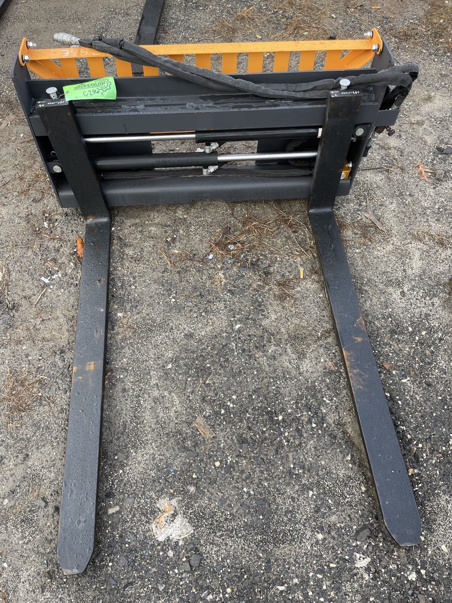 New Wolverine Skid Steer Fork Attachment (C286E)