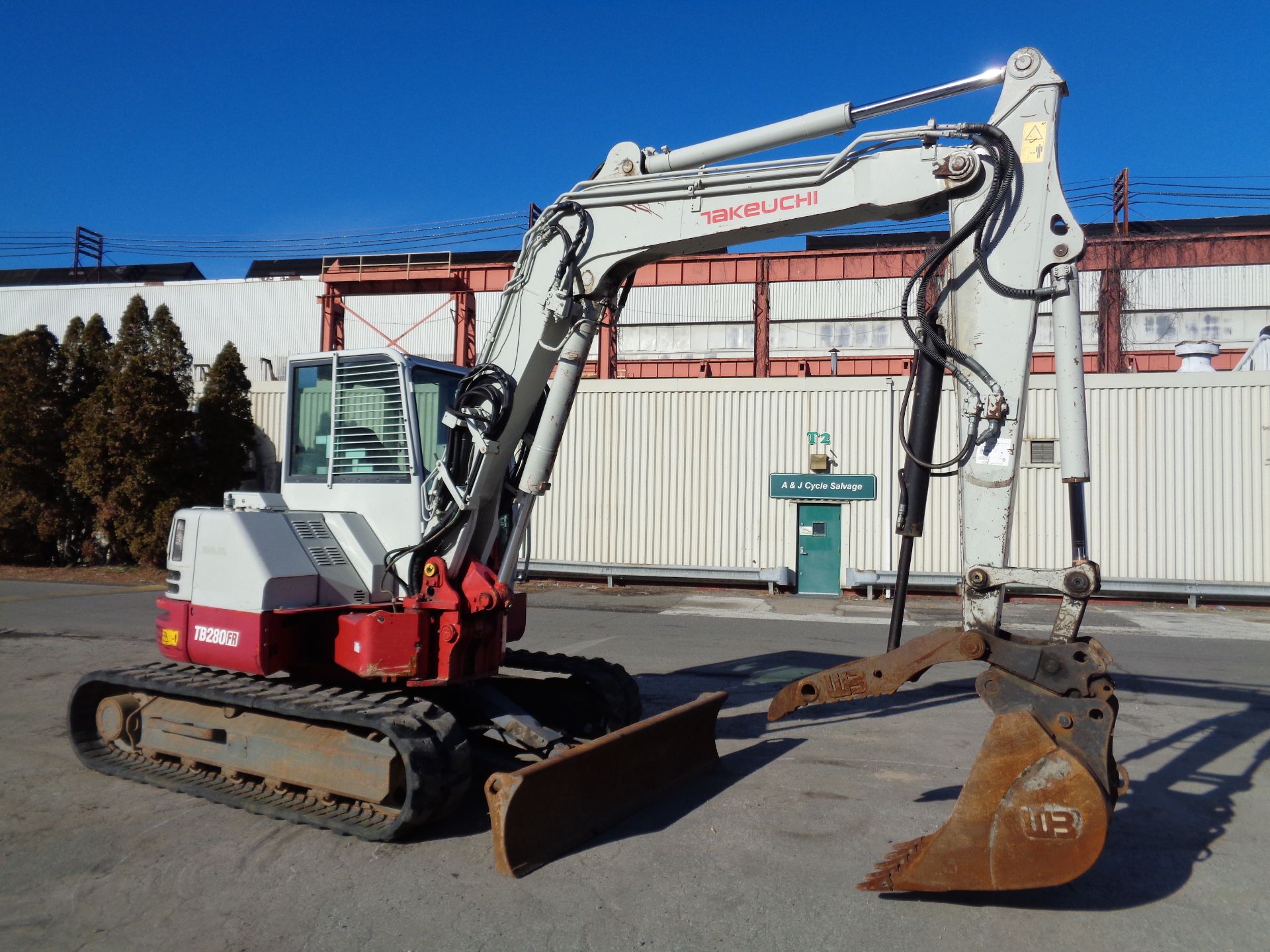 2015 Takeuchi TB280FR Excavator - Image 3 of 8