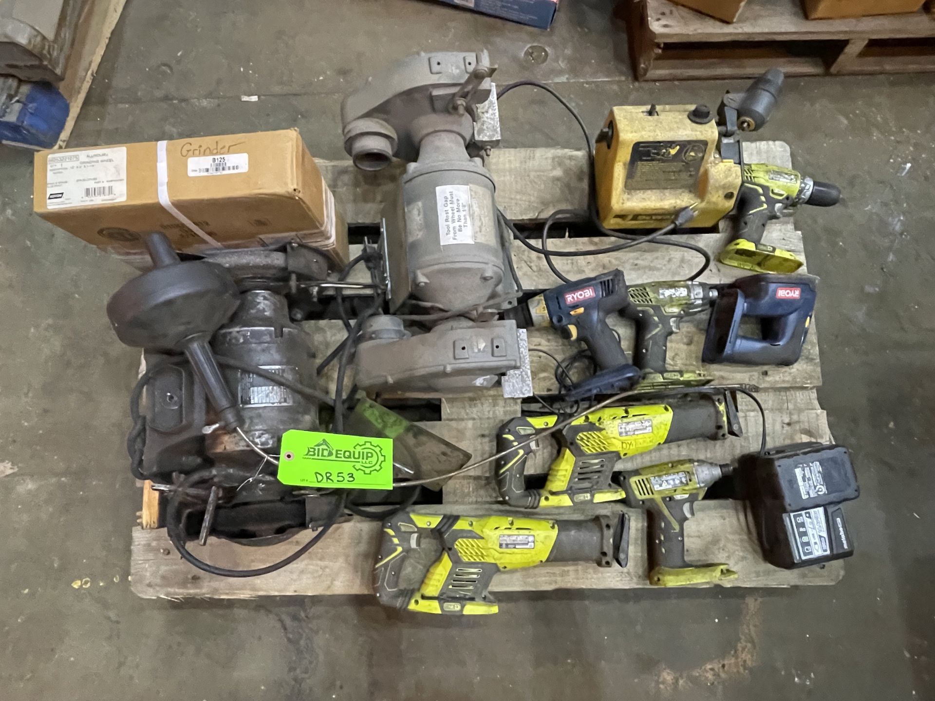 Lot of Tools (DR53)