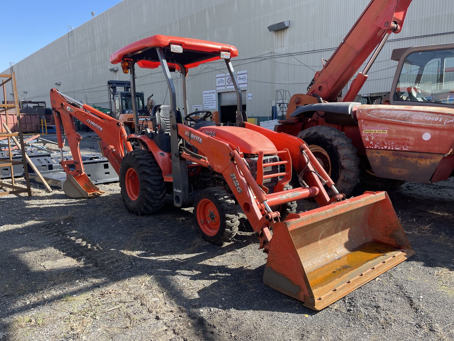 Kubota B26 Backhoe - Image 10 of 13