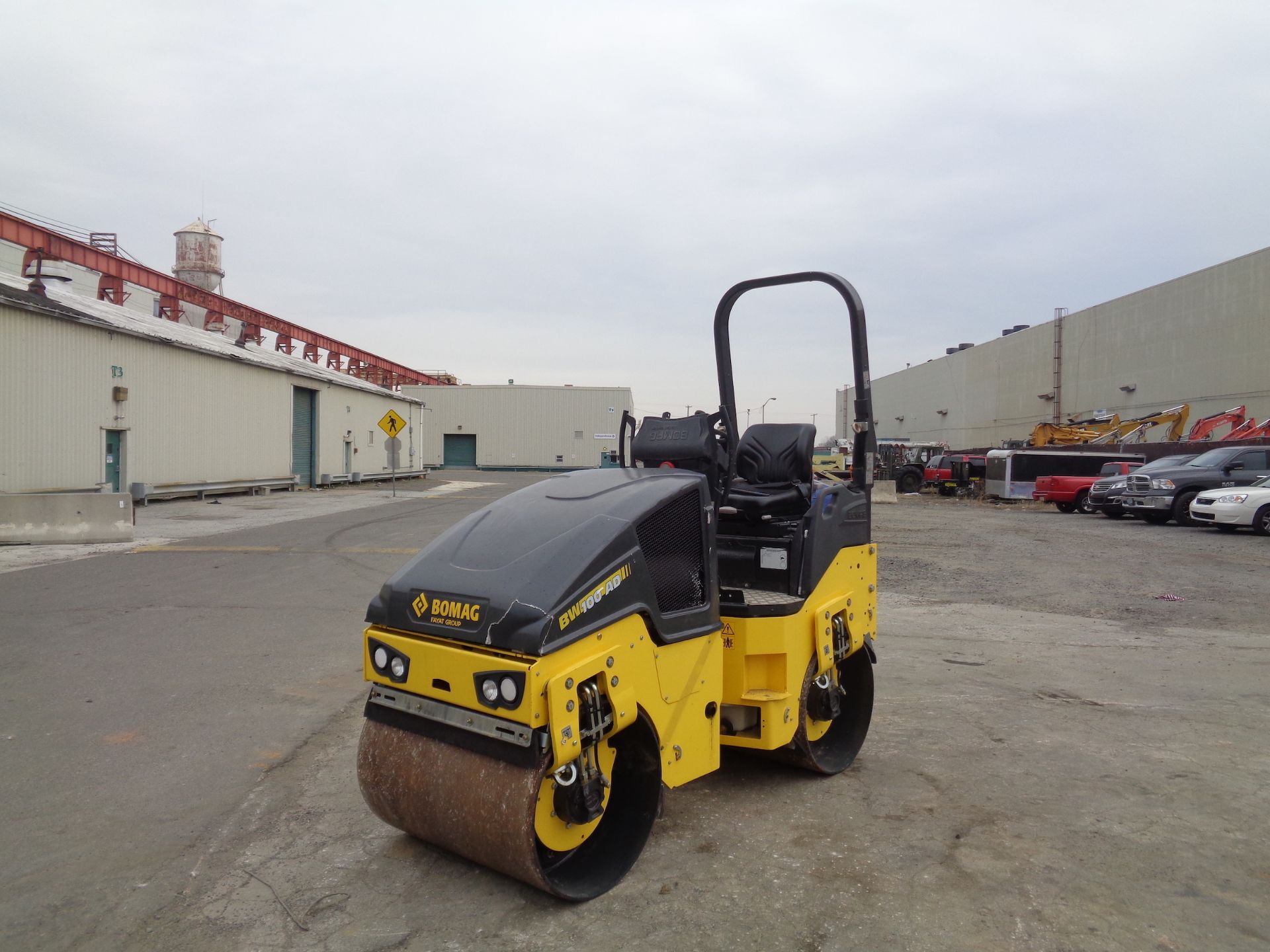 Unused 2022 Bomag BW100AD-5 Roller - Image 5 of 8