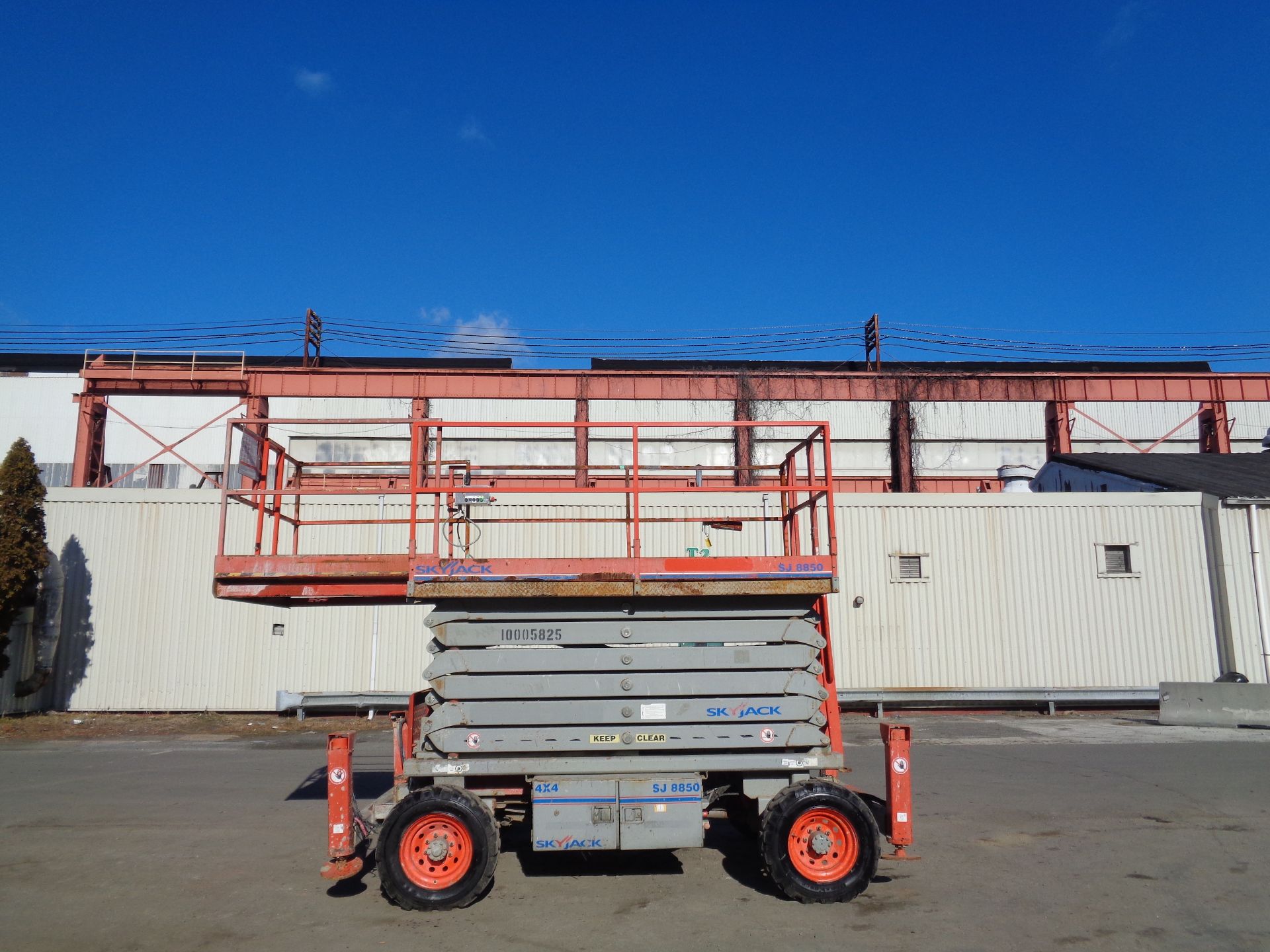 2011 SkyJack SJ8850RT Rough Terrain Scissor Lift - Image 3 of 12