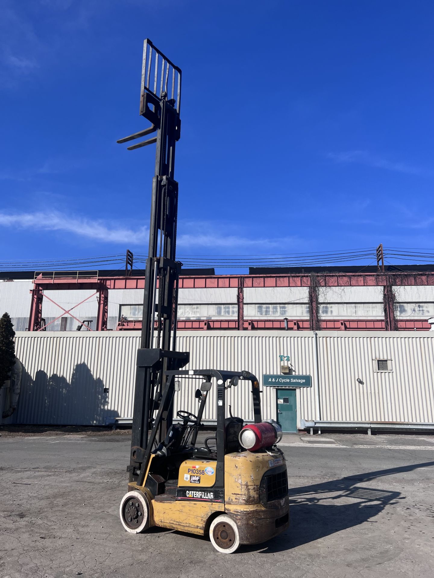 Caterpillar GC25K 5,000 lb Forklift Quad Mast - Image 3 of 11